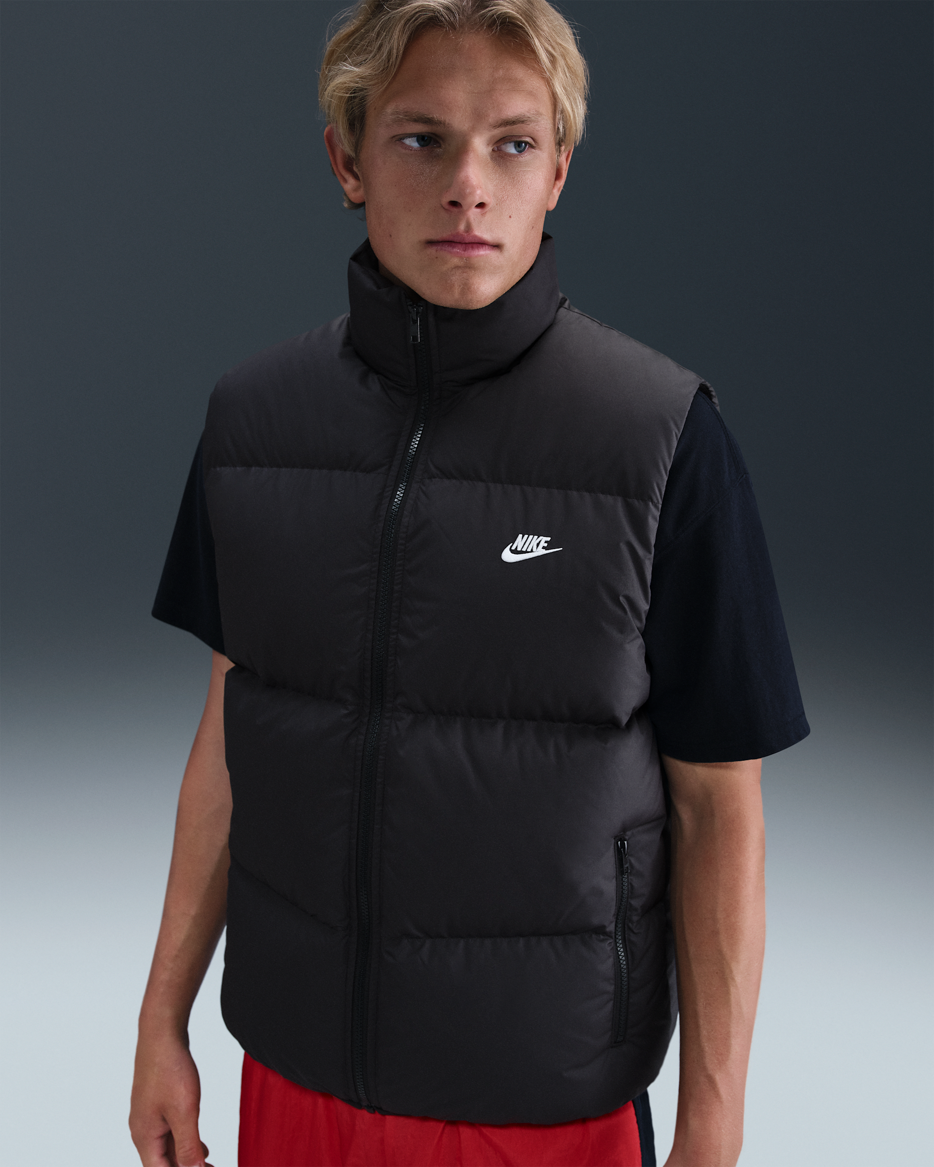 Nike Sportswear Club Men's Therma-FIT Puffer Vest - Black/White