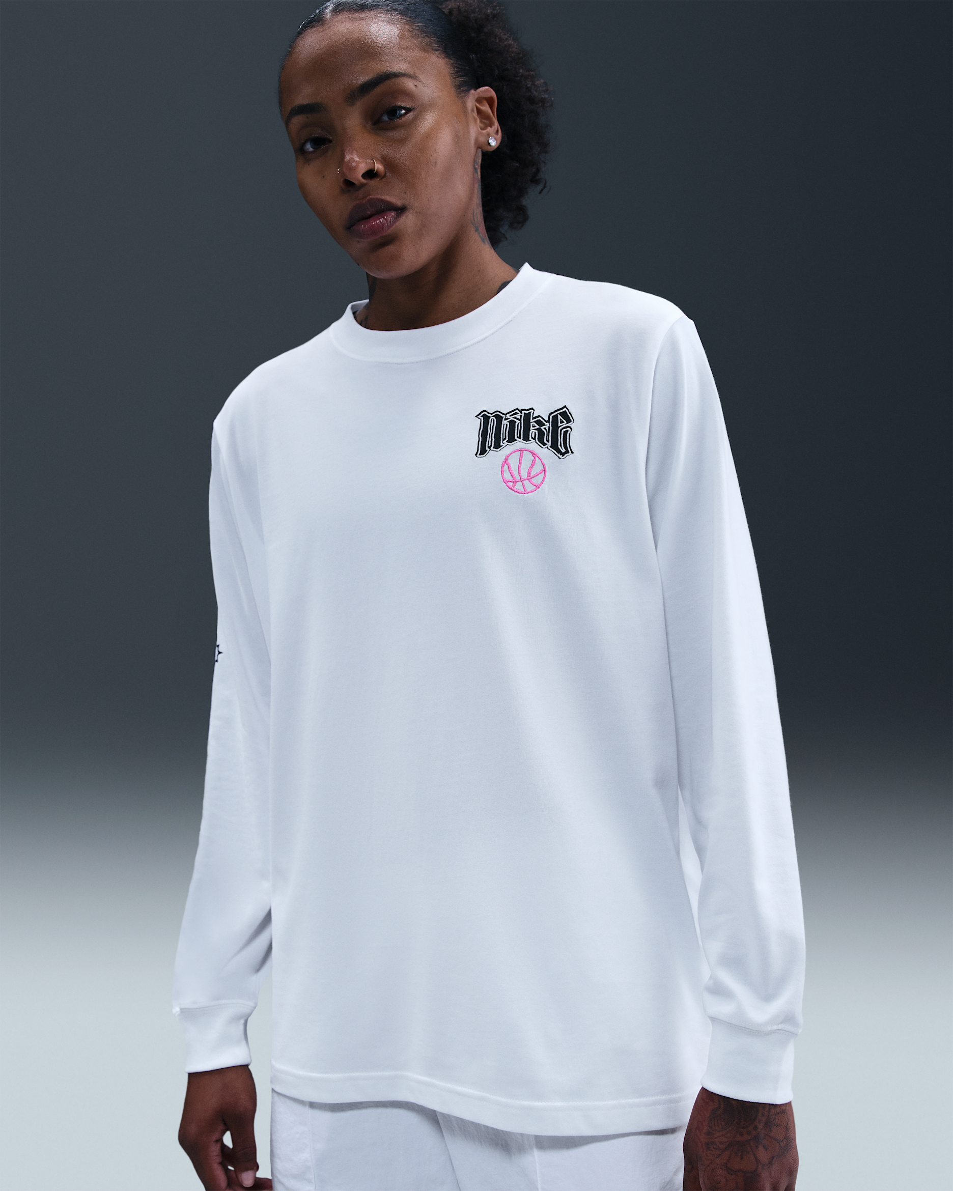 Nike Dri-FIT basket-T-skjorte til dame - Hvit