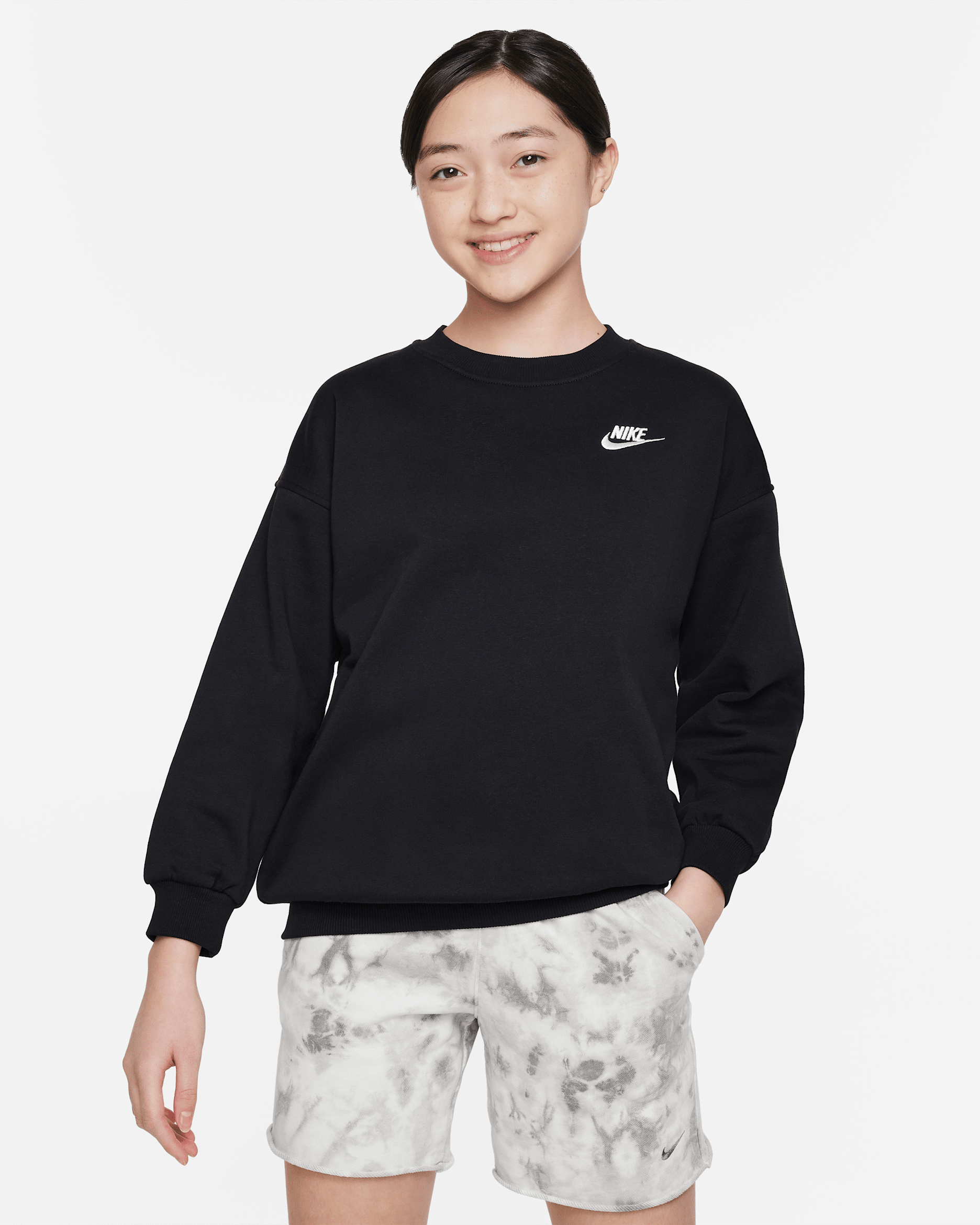 Nike Sportswear Club Fleece Older Kids' Oversized Sweatshirt - Black/White