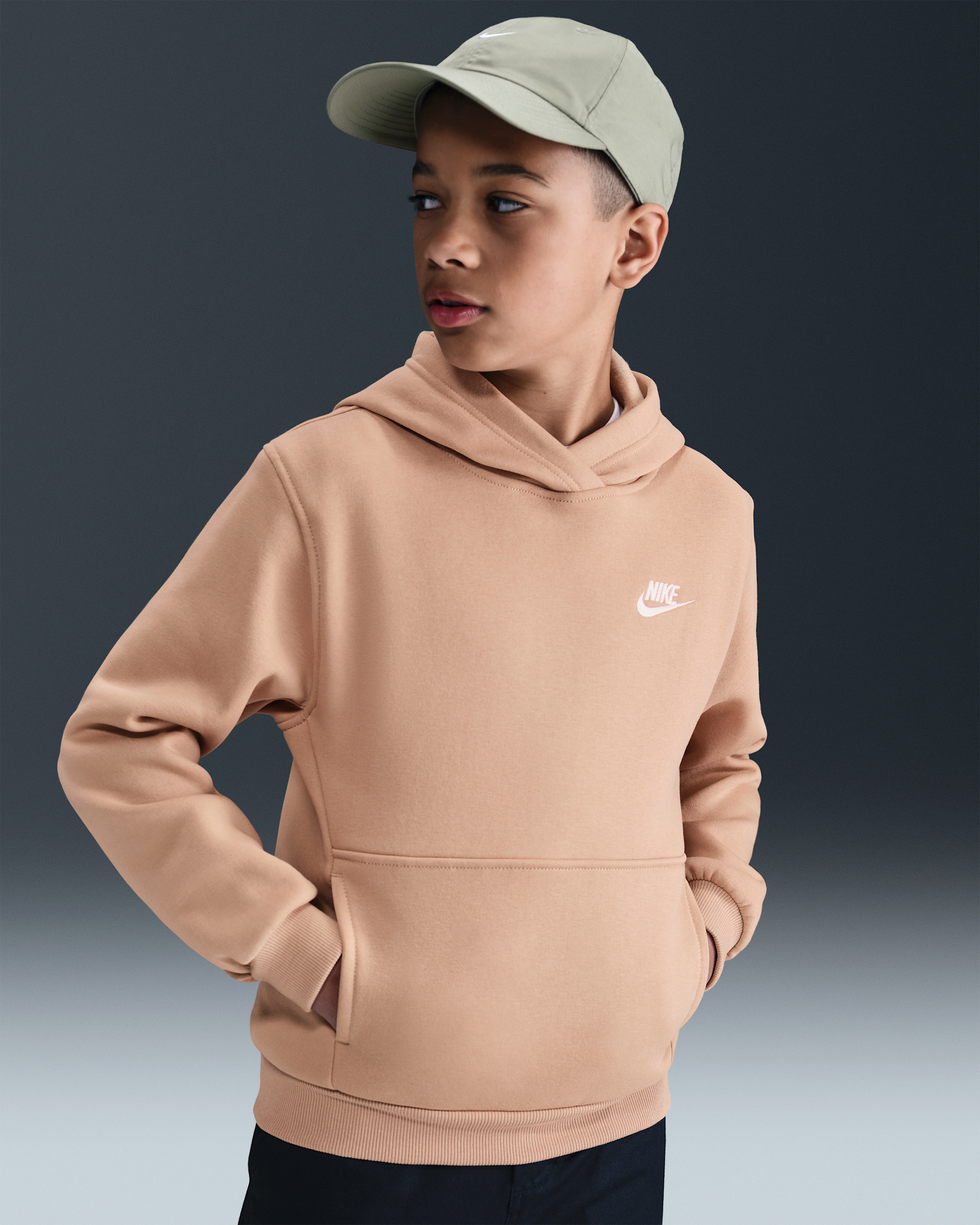 Nike Sportswear Club Fleece Older Kids' Pullover Hoodie - Hemp/White
