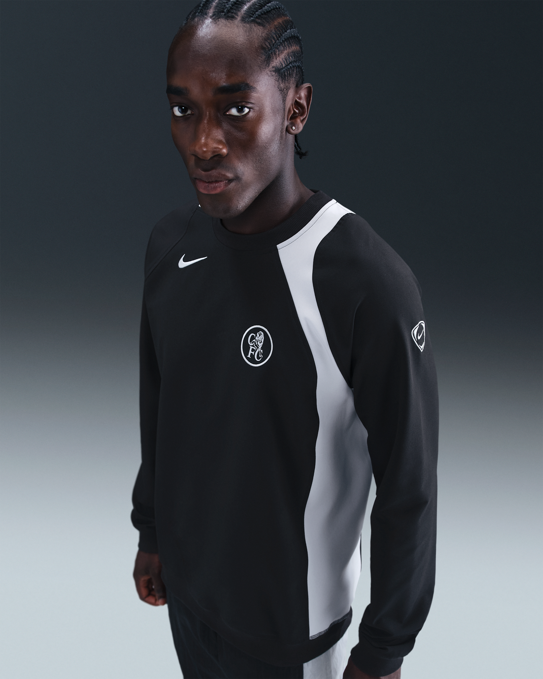 Chelsea F.C. Third Men's Nike Total 90 Football Crew-Neck Top - Black/Field Silver/Field Silver