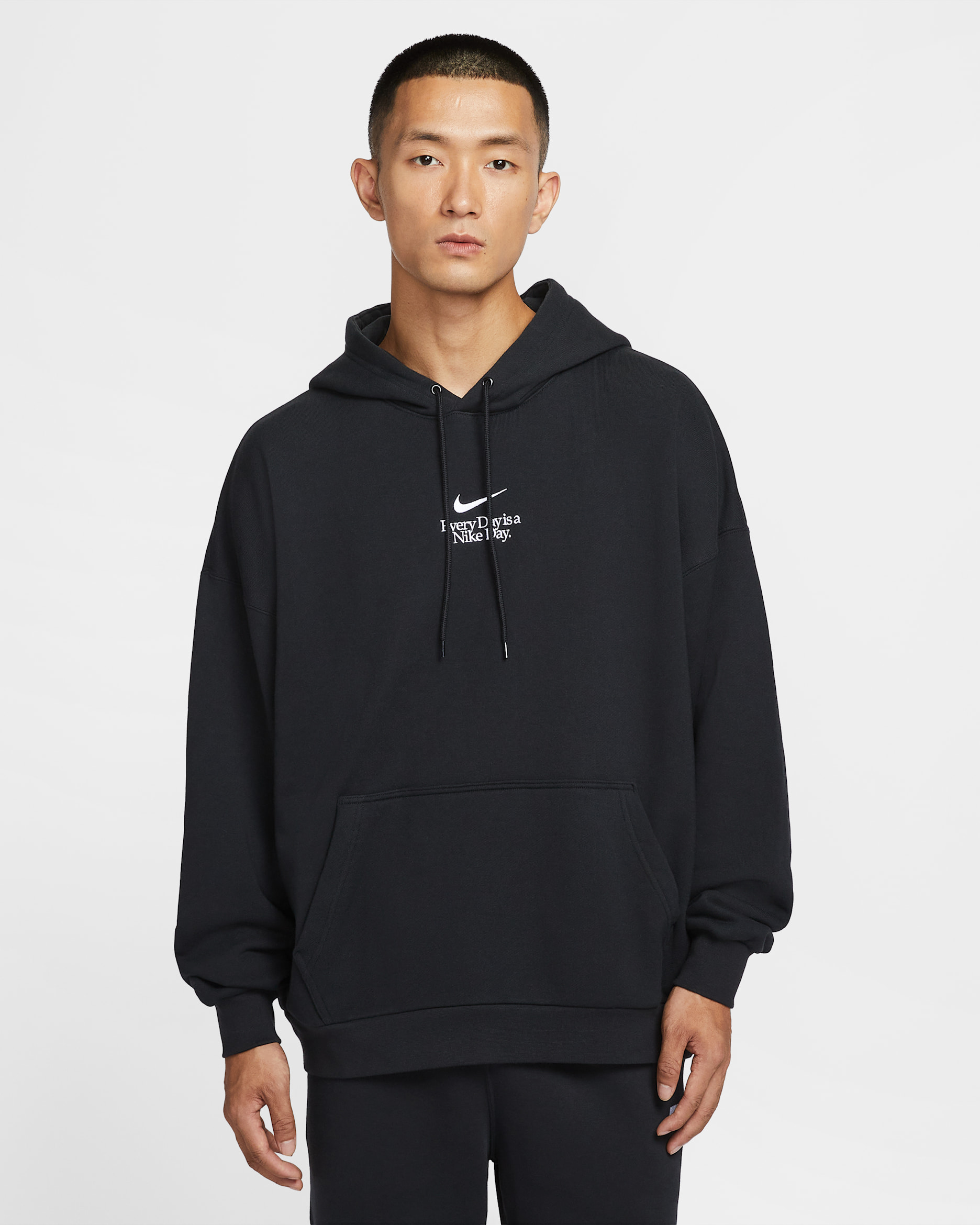 나이키 스포츠웨어 클럽 남성 오버사이즈 그래픽 풀오버 후디 - 블랙