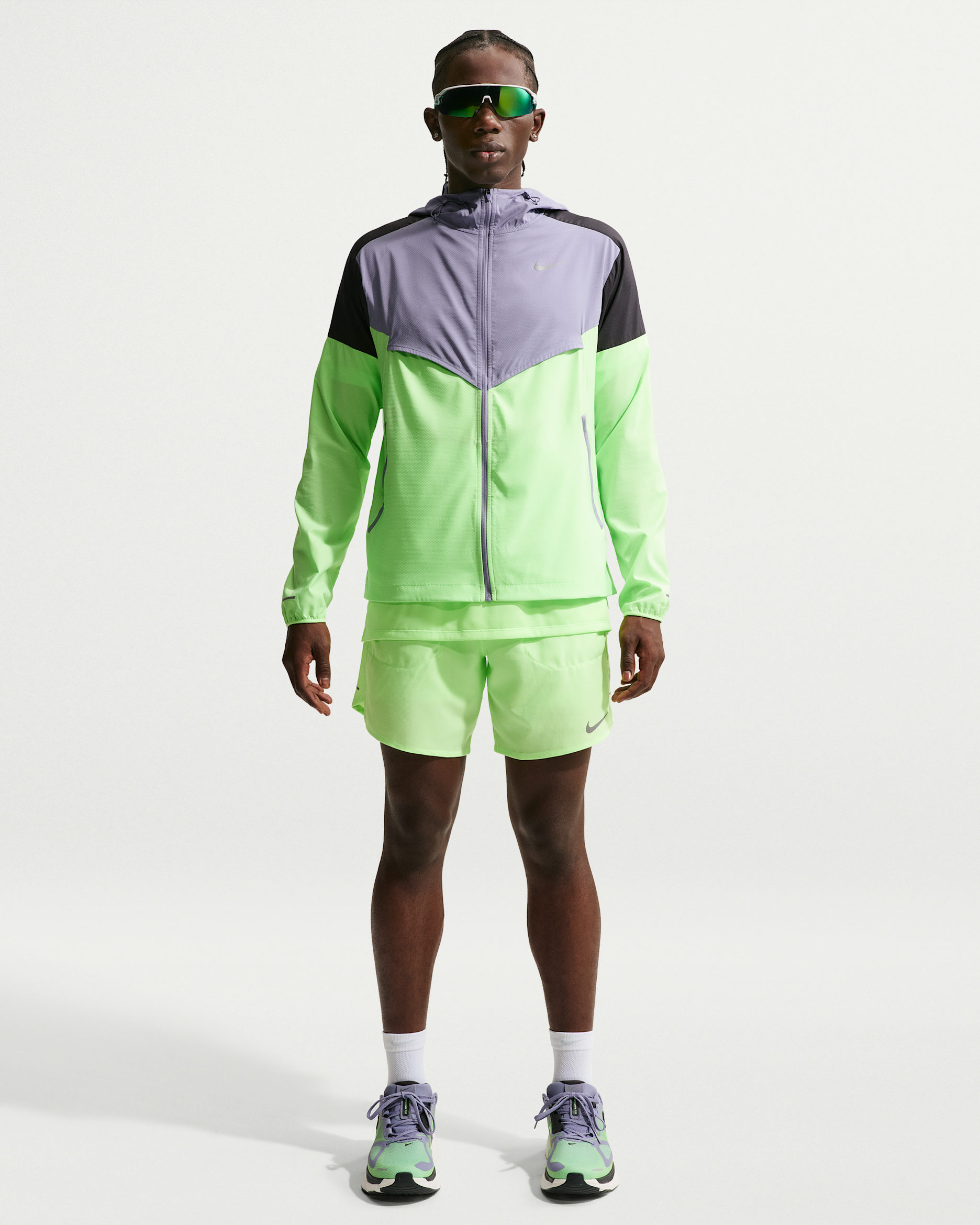 Pánské běžecké kraťasy Nike Stride Dri-FIT 2 v 1 (18 cm) - Lime Blast