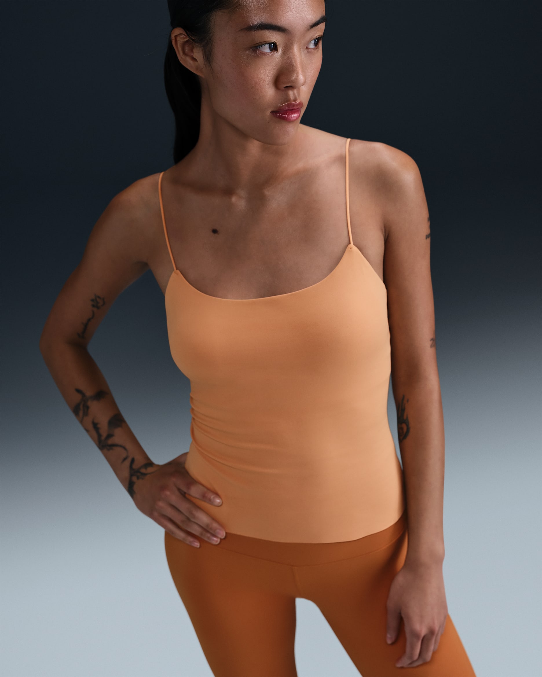 ナイキ ゼンビー ウィメンズ Dri-FIT キャミ タンクトップ - コッパームーン/ホワイト