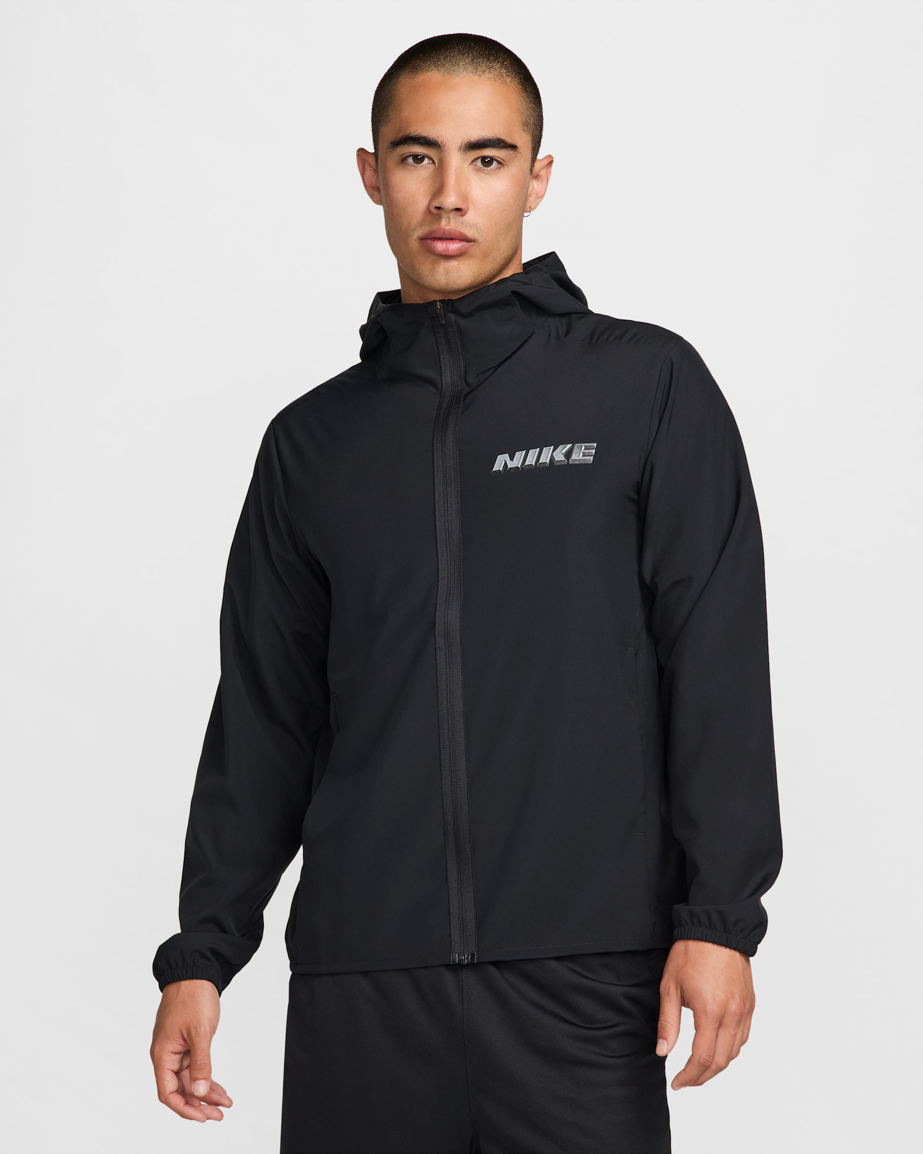 ナイキ フォーム メンズ Dri-FIT バーサタイル ジャケット - ブラック/メタリックシルバー