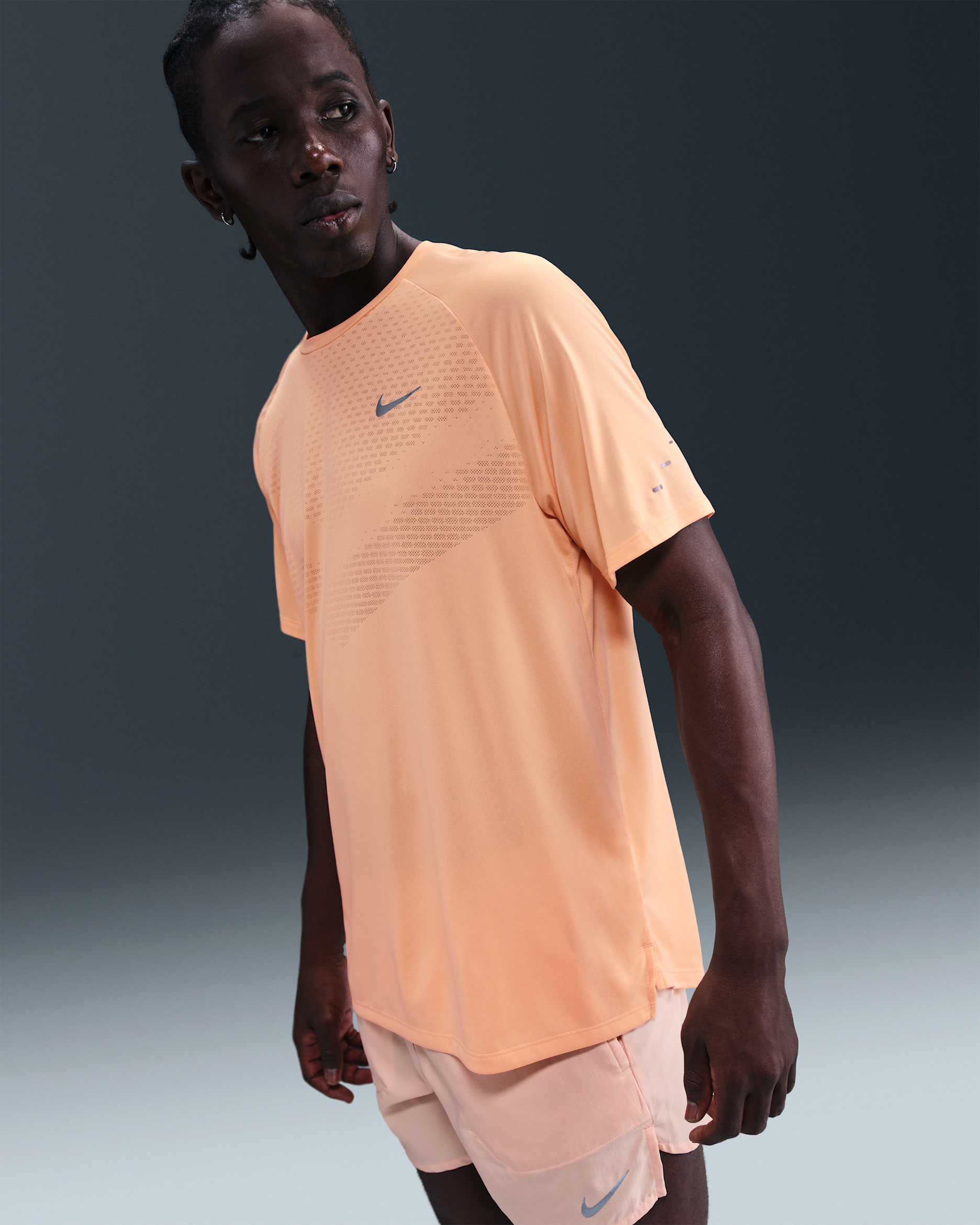 Nike Stride Men's Dri-FIT ADV Short-Sleeve Running Top - Orange Chalk
