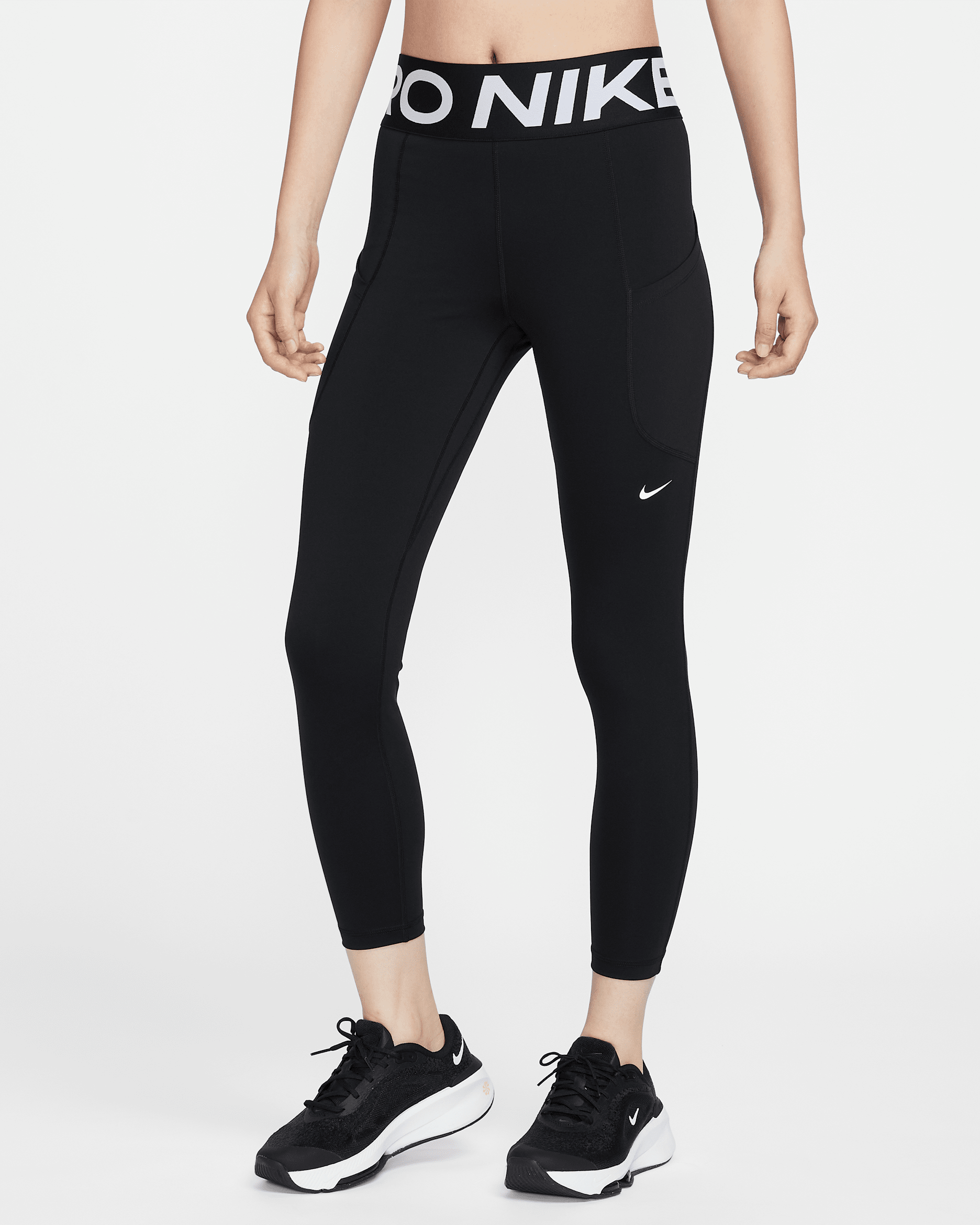 เลกกิ้งเอวสูง 7/8 ส่วนผู้หญิงพร้อมกระเป๋า Nike Pro Sculpt - ดำ/ขาว