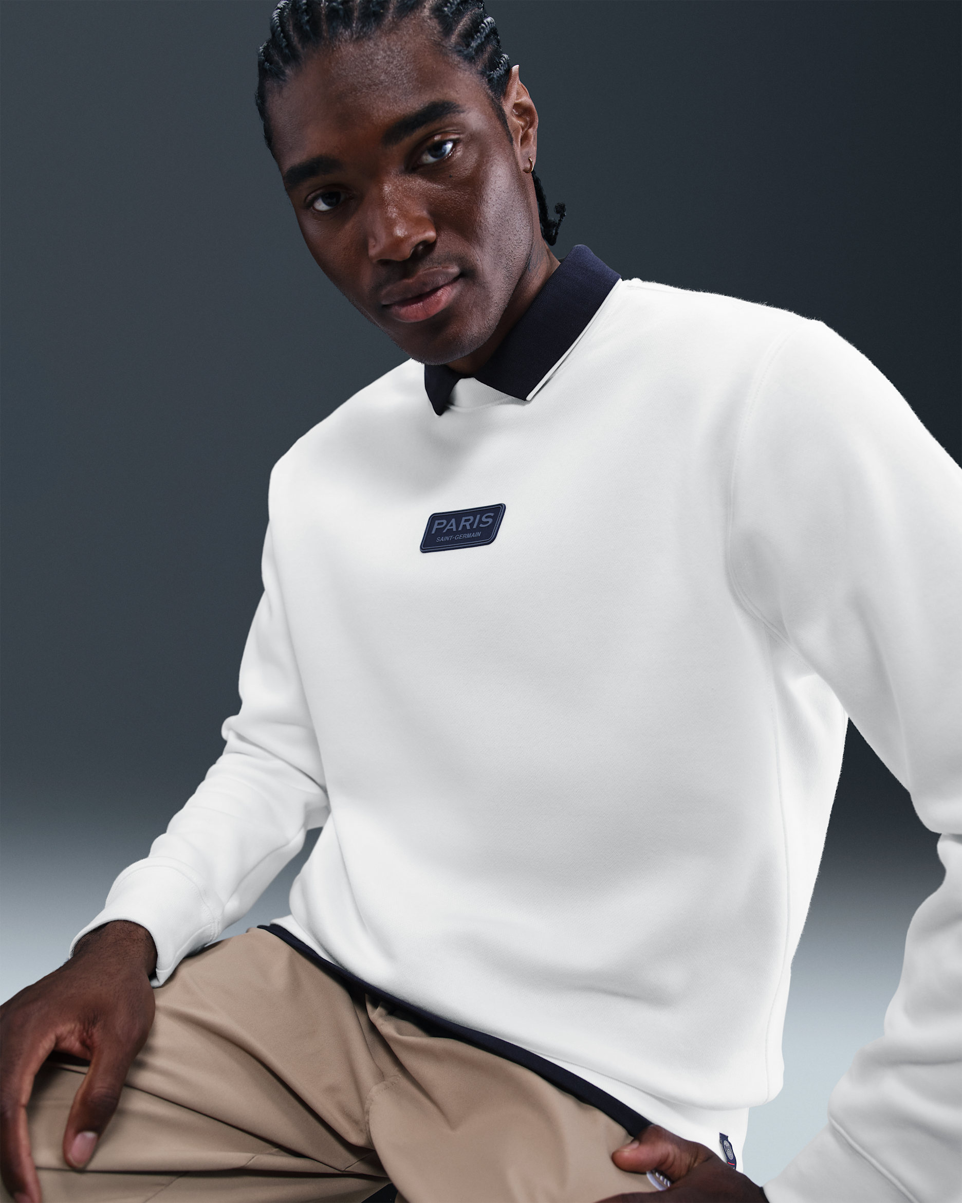 Paris Saint-Germain Club Men's Nike Soccer Crew-Neck Sweatshirt