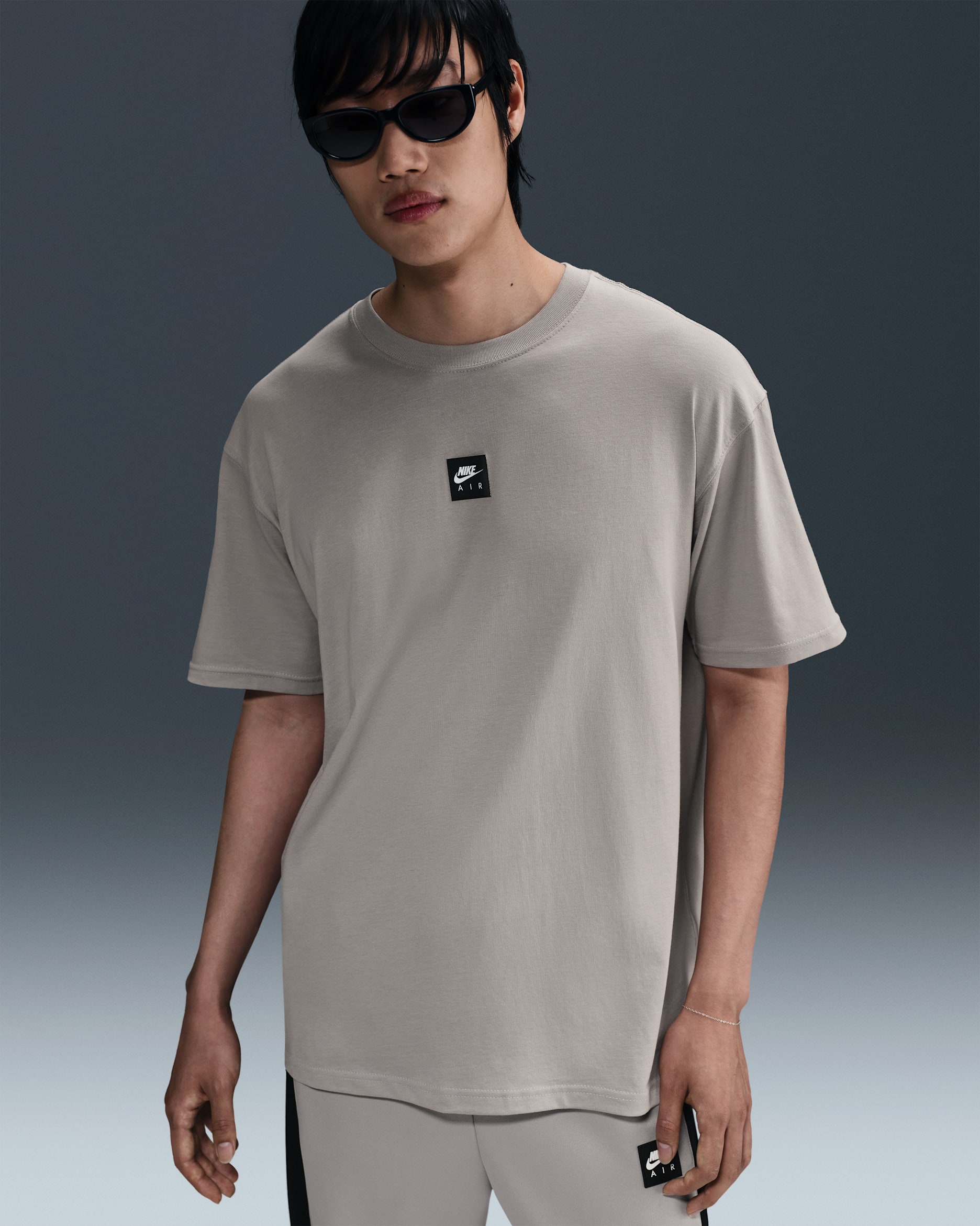 Playera Max90 Nike Sportswear - Gris universitario