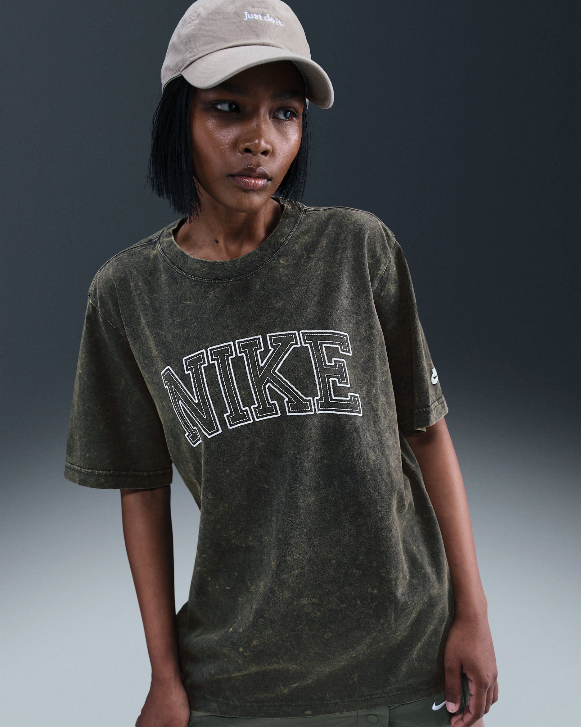 Nike Sportswear Classics Camiseta de ajuste holgado - Mujer - Seaweed