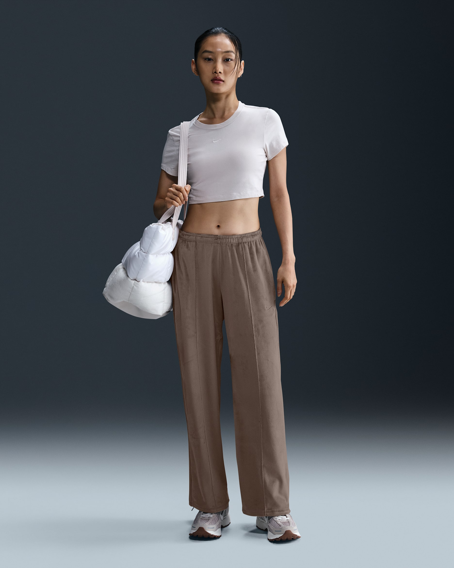 Nike Sportswear Chill Knit Women's Mid-Rise Velour Trousers - Mink Brown/Mink Brown