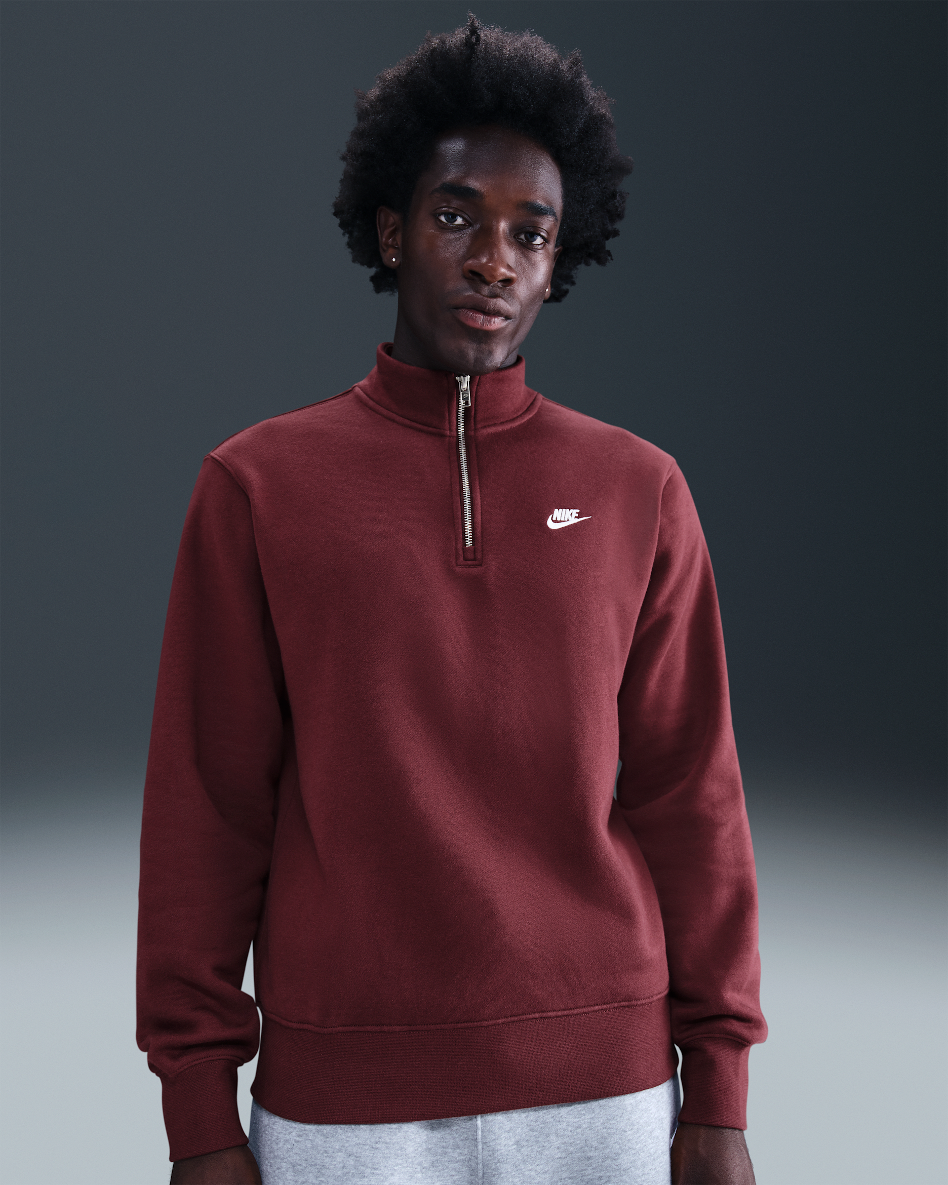 Nike Sportswear Club Men's 1/2-Zip Fleece Top - Dark Team Red/Dark Team Red/White