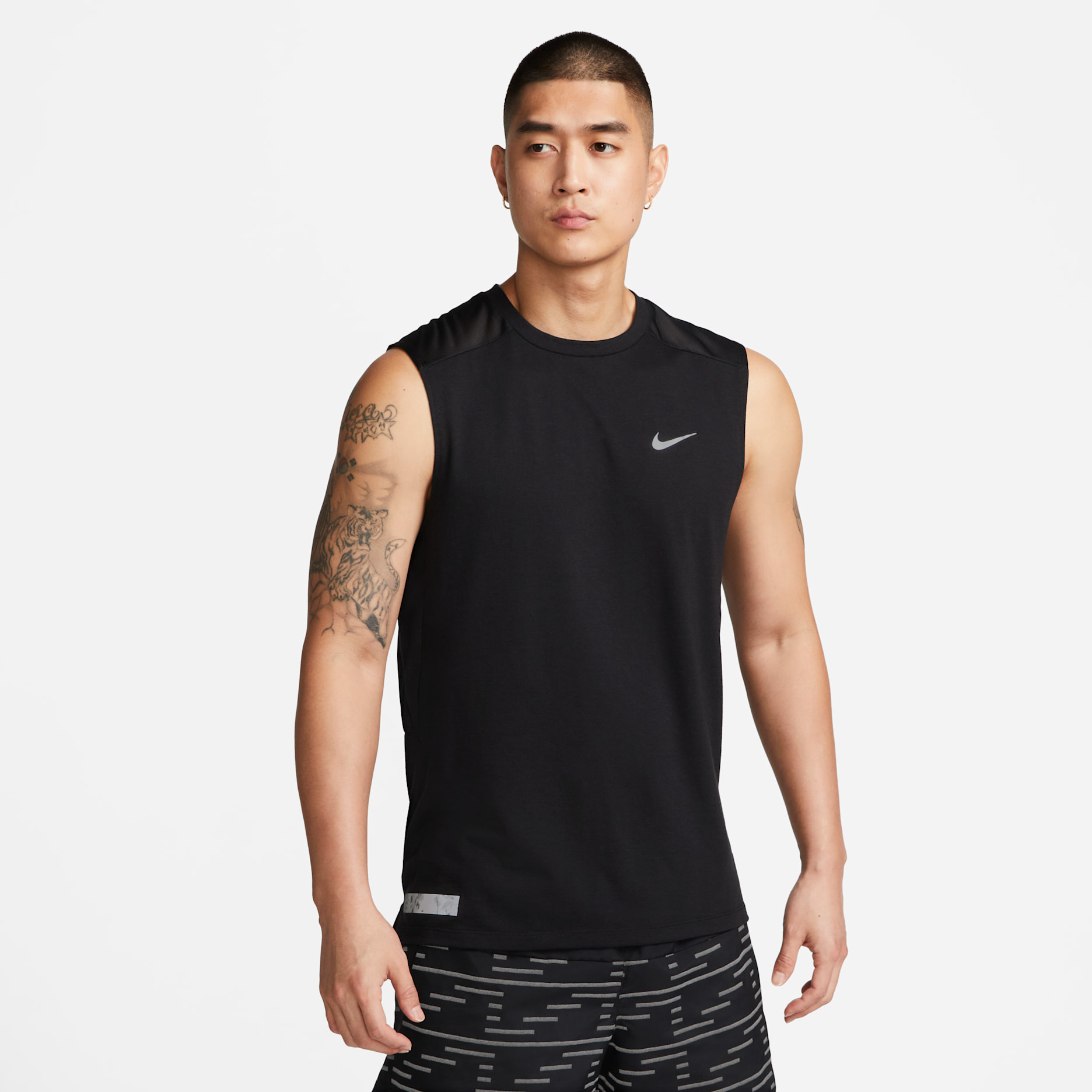 Nike Dri-FIT Run Division Rise 365 Men's Running Tank - Black
