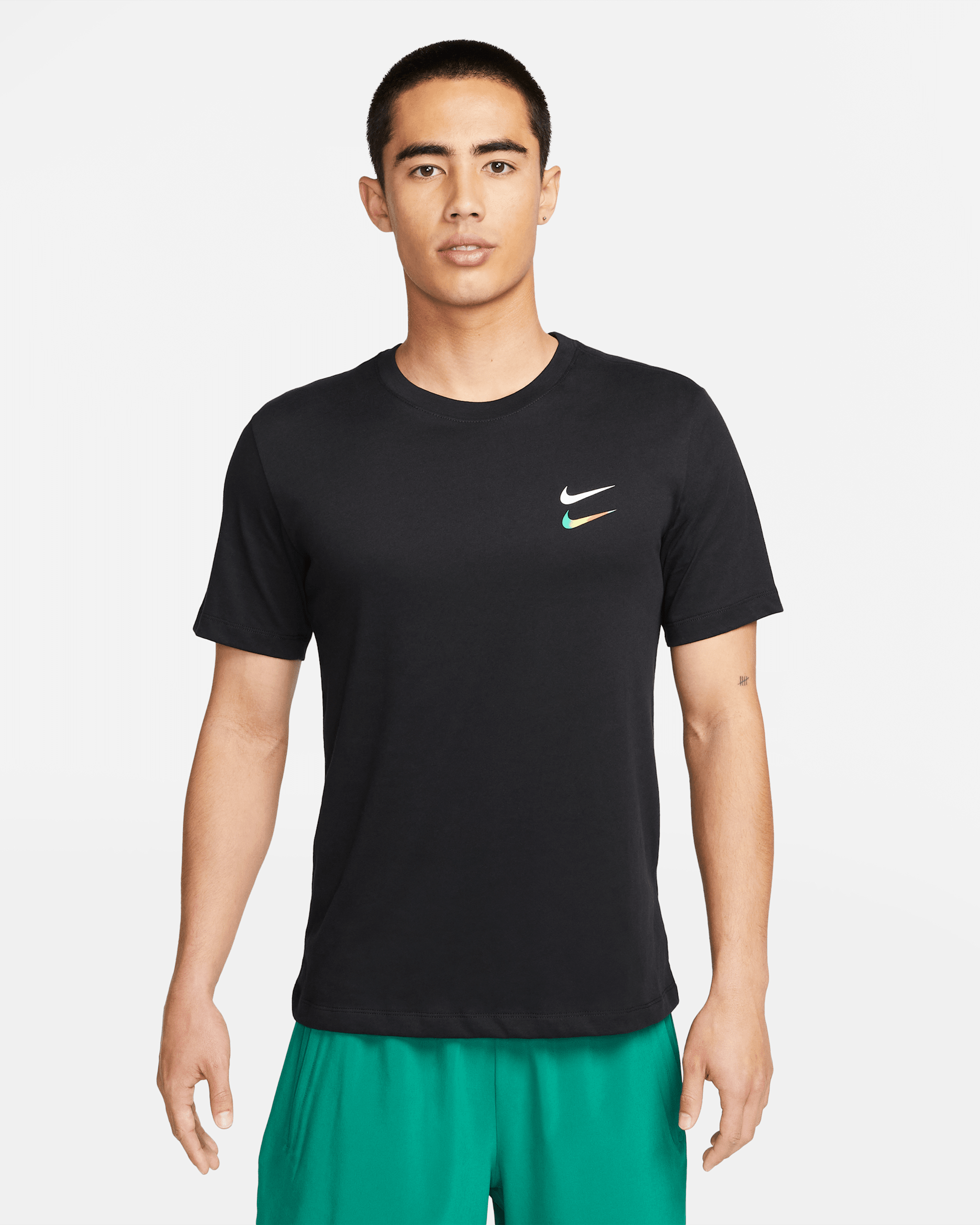 Nike Dri-FIT Men's Training T-Shirt - Black/White