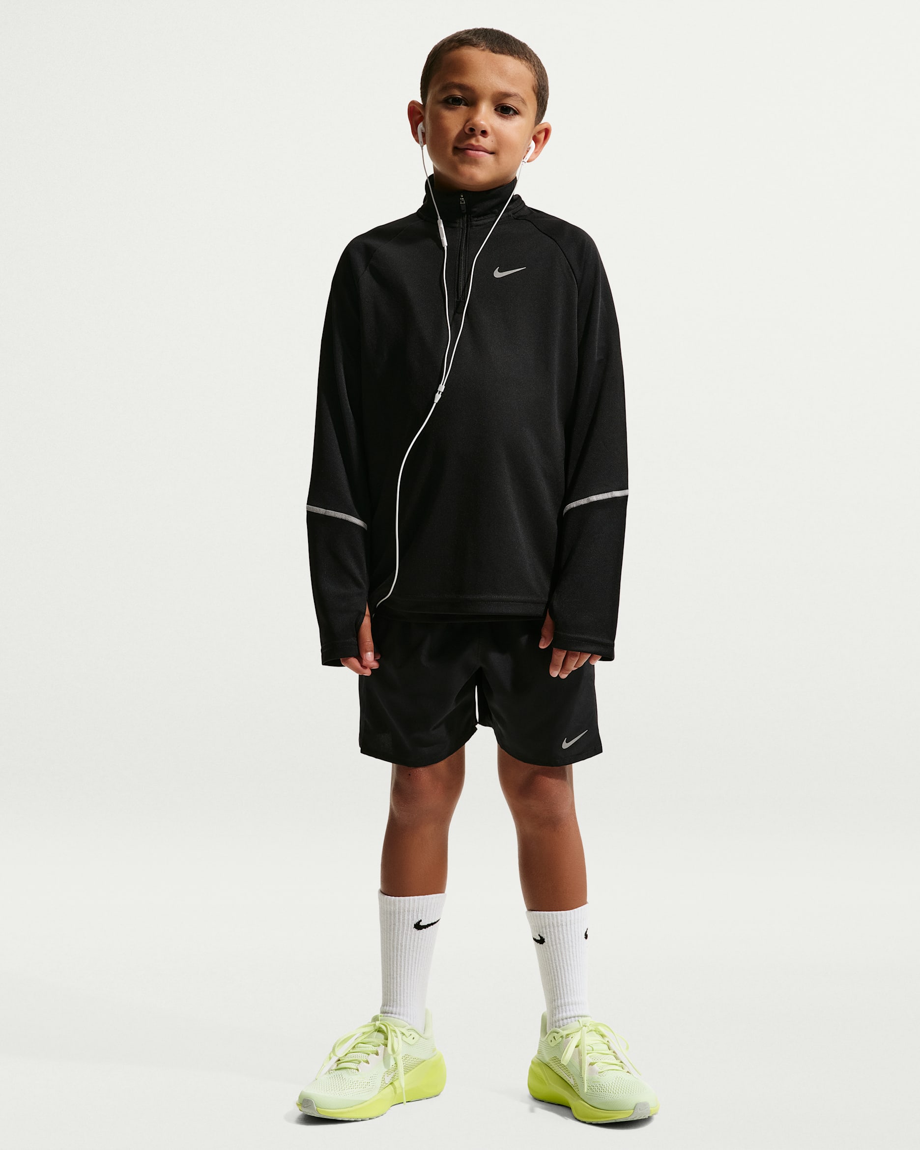 กางเกงเทรนนิ่งขาสั้น Dri-FIT เด็กโต Nike Miler - ดำ/ดำ