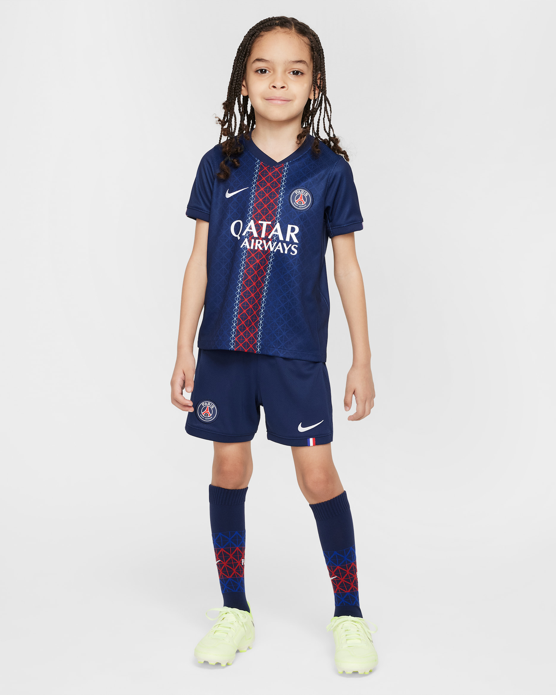 Paris Saint-Germain 2025/26 Stadyum İç Saha Nike 3 Parça Küçük Çocuk Futbol Taraftar Forması - Midnight Navy/Midnight Navy/Beyaz