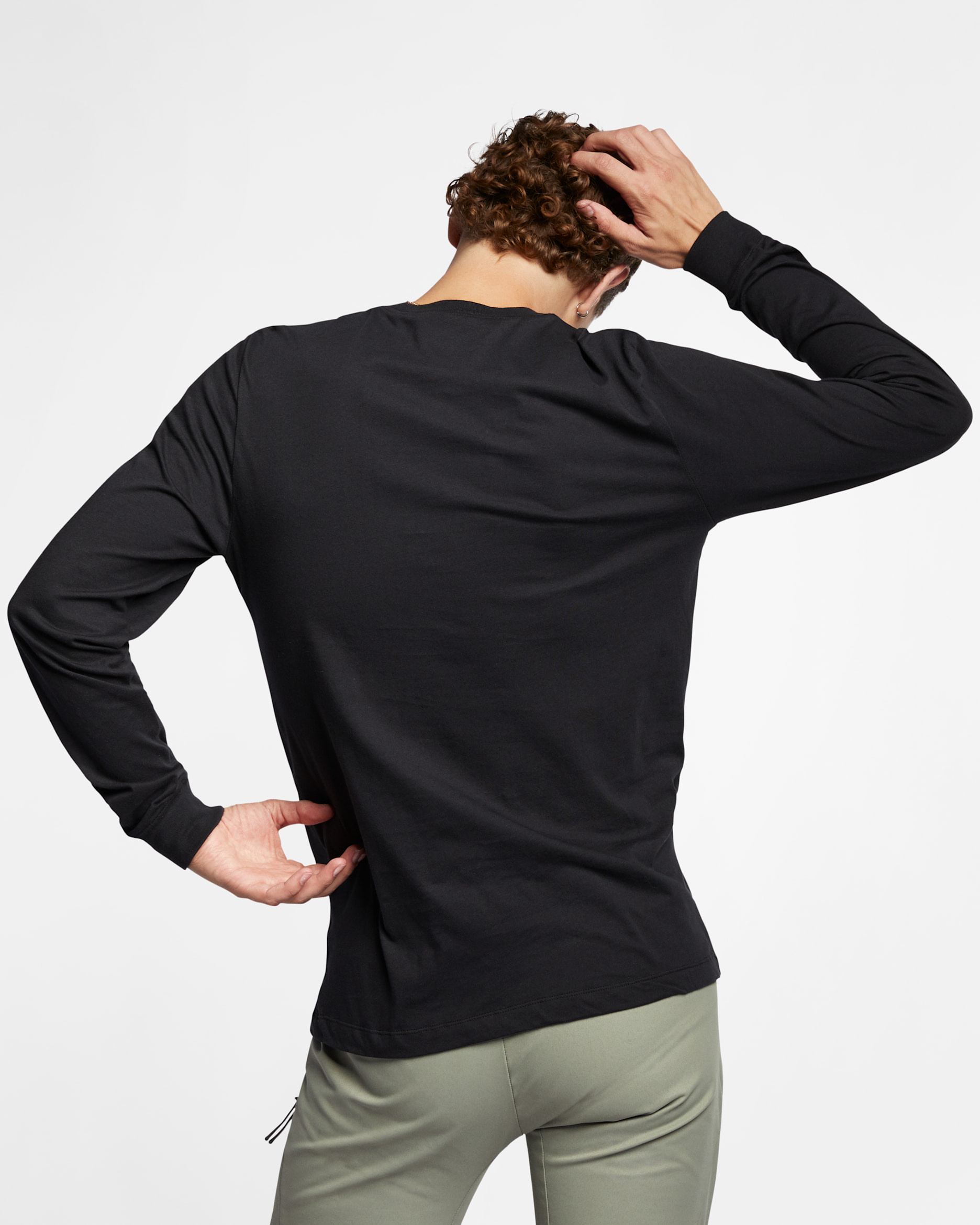 Nike Sportswear Club Men's Long-Sleeve T-Shirt