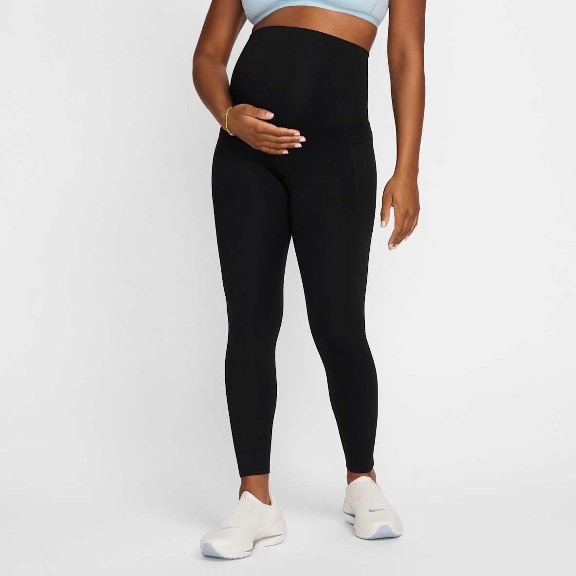 Nike (M) One — Women's High-Waisted 7/8 Leggings with Pockets (Maternity)