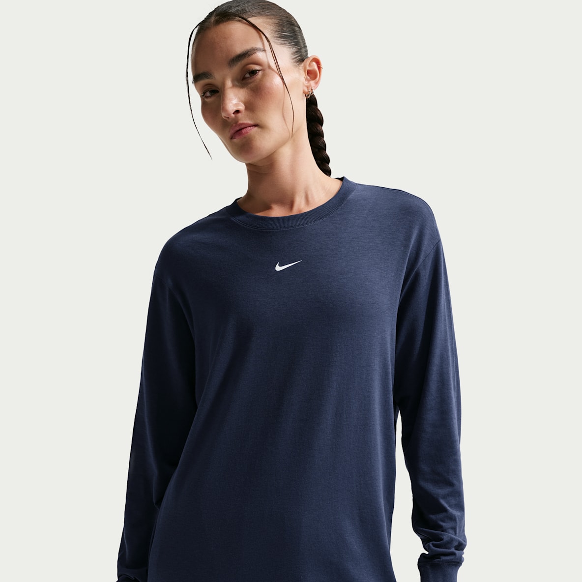 Nike One Relaxed — Women's Dri-FIT Long-Sleeve Top