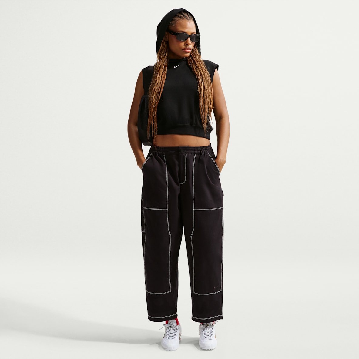 Nike Sportswear — Women's Loose Low-Rise Carpenter Trousers