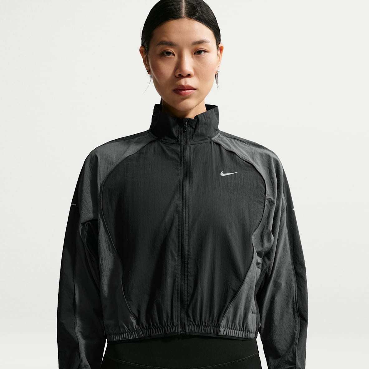 Nike Swift — Women's Repel UV-Protection Running Jacket