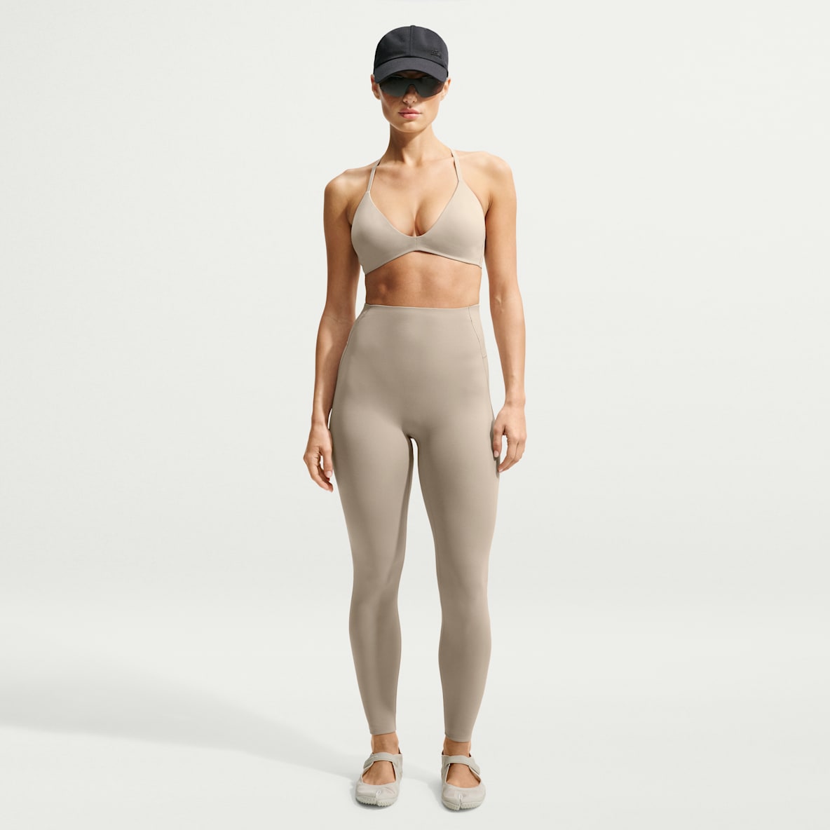 NikeSKIMS Studio Stretch — Women's 66cm (approx.) Leggings