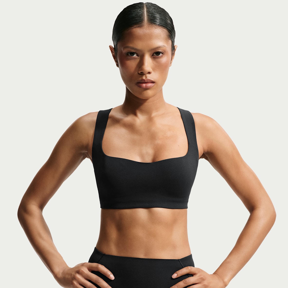 NikeSKIMS Studio Stretch — Women's Square Neck Bra