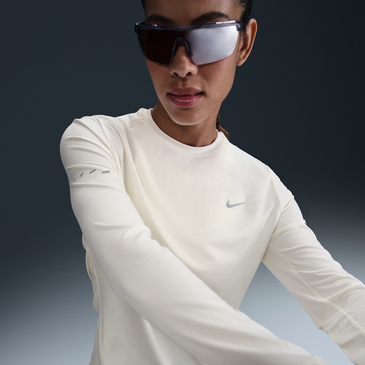Nike Swift — Women's Dri-FIT UV Long-Sleeve Crew-Neck Running Top
