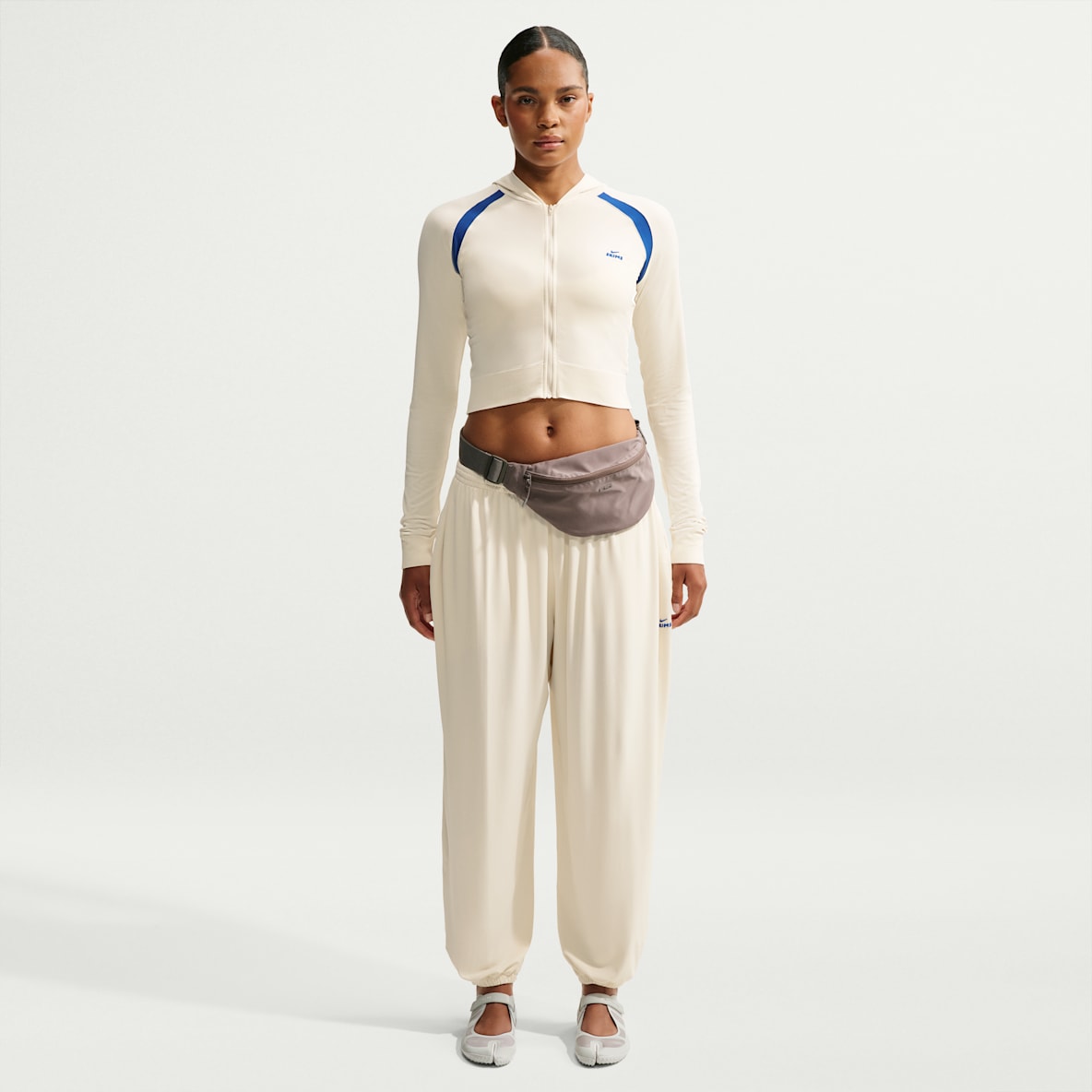 NikeSKIMS Stretch Knit — Women's Trousers