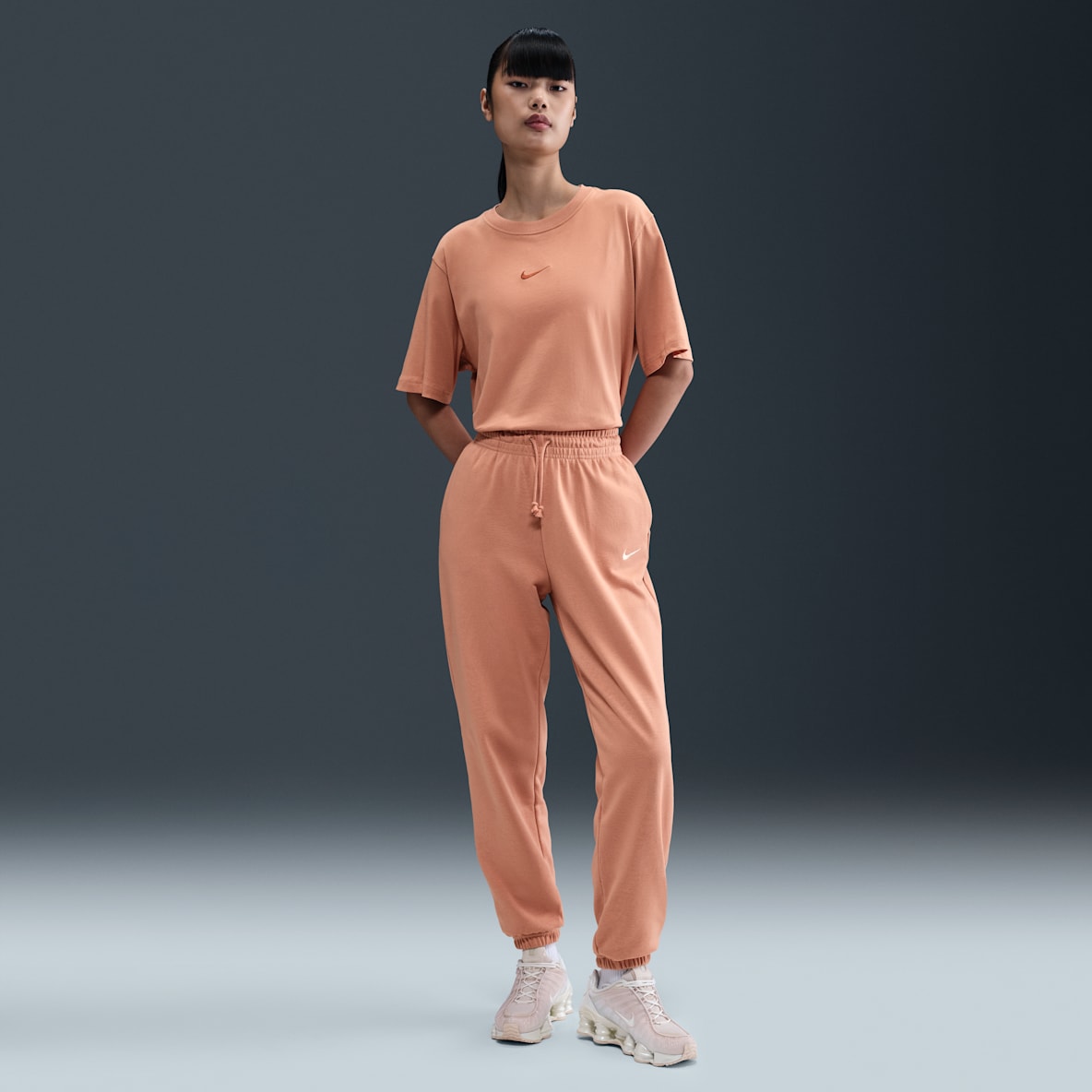 Nike Sportswear Phoenix Fleece Nike Sportswear Phoenix Fleece Women's High-Waisted Oversized French Terry Tracksuit Bottoms