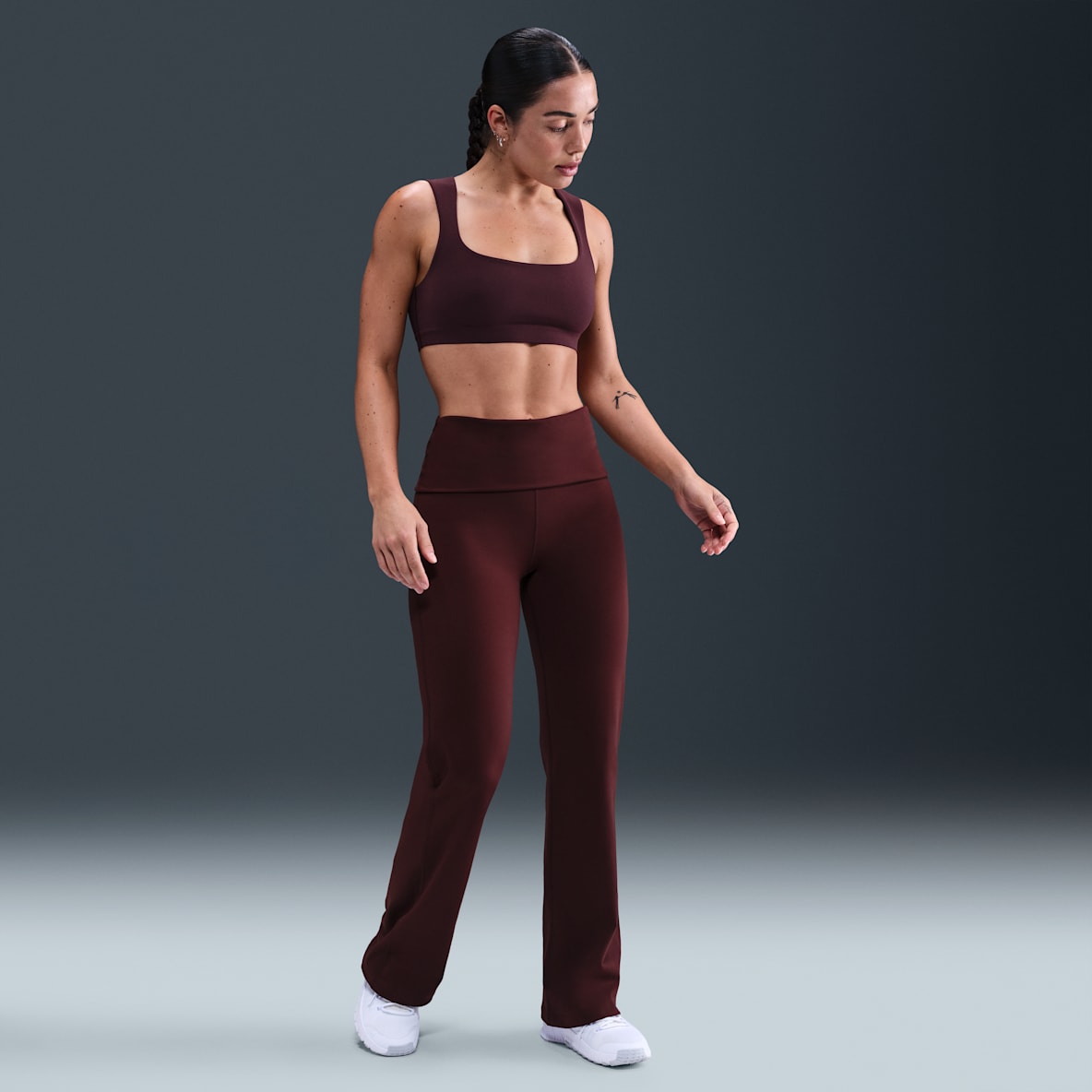 Nike One Dri-FIT brettbar bukse med høyt liv til dame