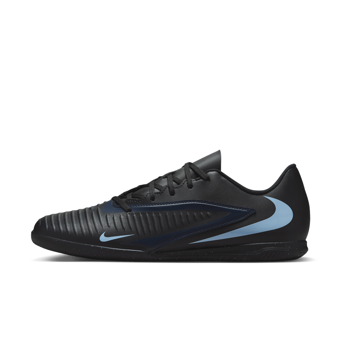 Nike Phantom 6 Low Club Nike Phantom 6 Low Club Indoor Court Football Shoes