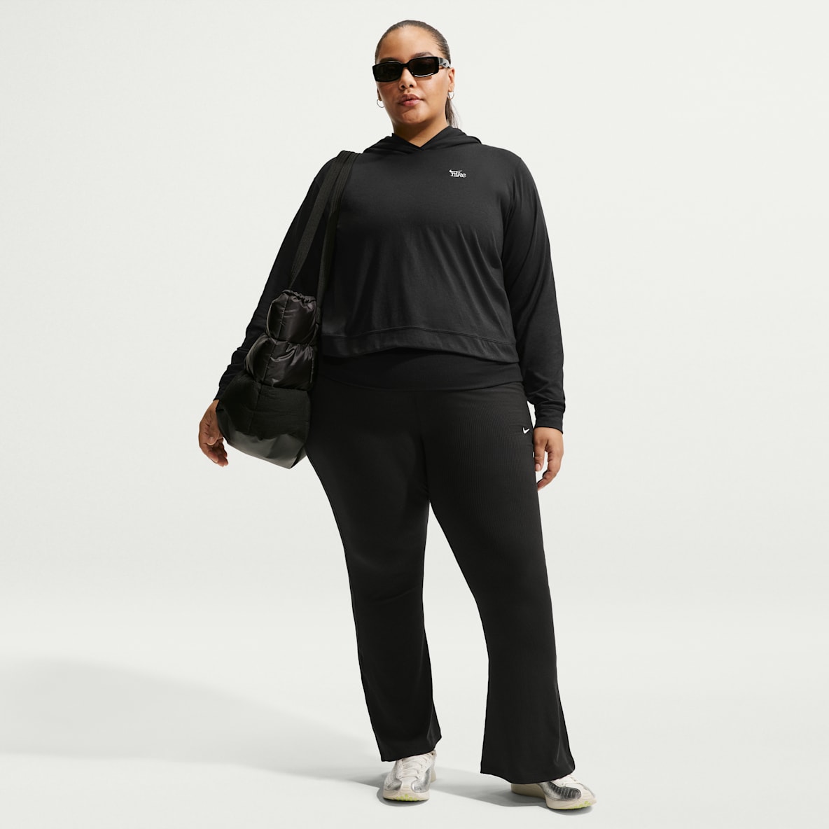 Nike Sportswear Chill Knit Women's Mid-Rise Tight Ribbed Pants (Plus Size)
