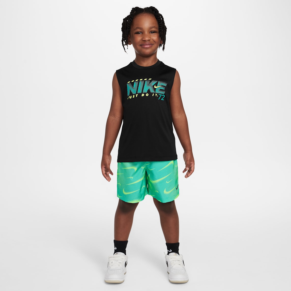 Nike Dri-FIT Conjunto de shorts de dos piezas con estampado Rhythm para niños talla pequeña