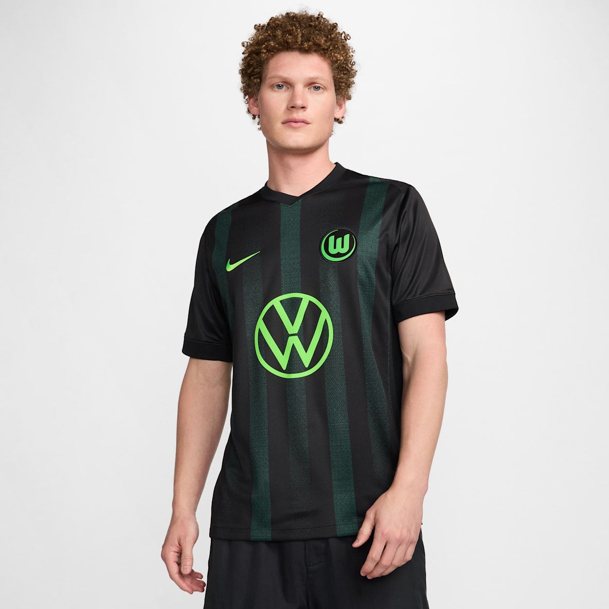 VfL Wolfsburg 2024/25 Stadium Away VfL Wolfsburg 2024/25 Stadium Away Men's Nike Dri-FIT Football Replica Shirt