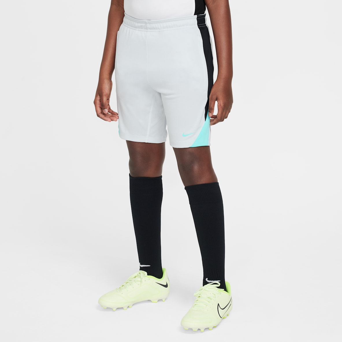 Nike Dri-FIT Strike Nike Dri-FIT Strike Short de foot pour ado