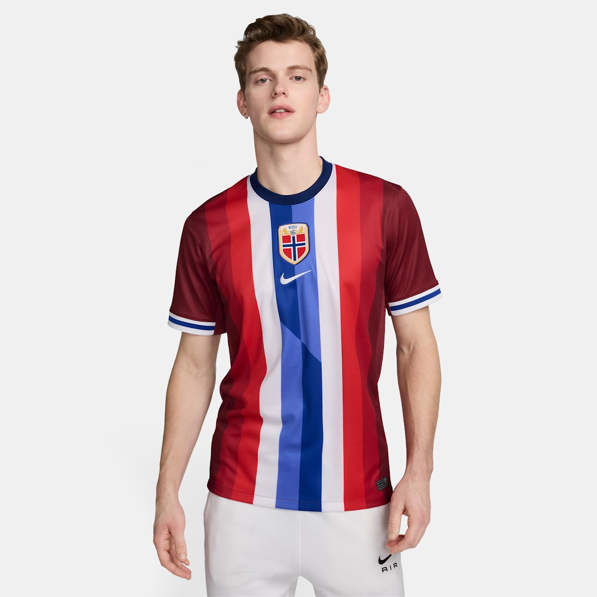 Norway (Men's Team) 2024/25 Stadium Home Norway (Men's Team) 2024/25 Stadium Home Men's Nike Dri-FIT Soccer Replica Jersey