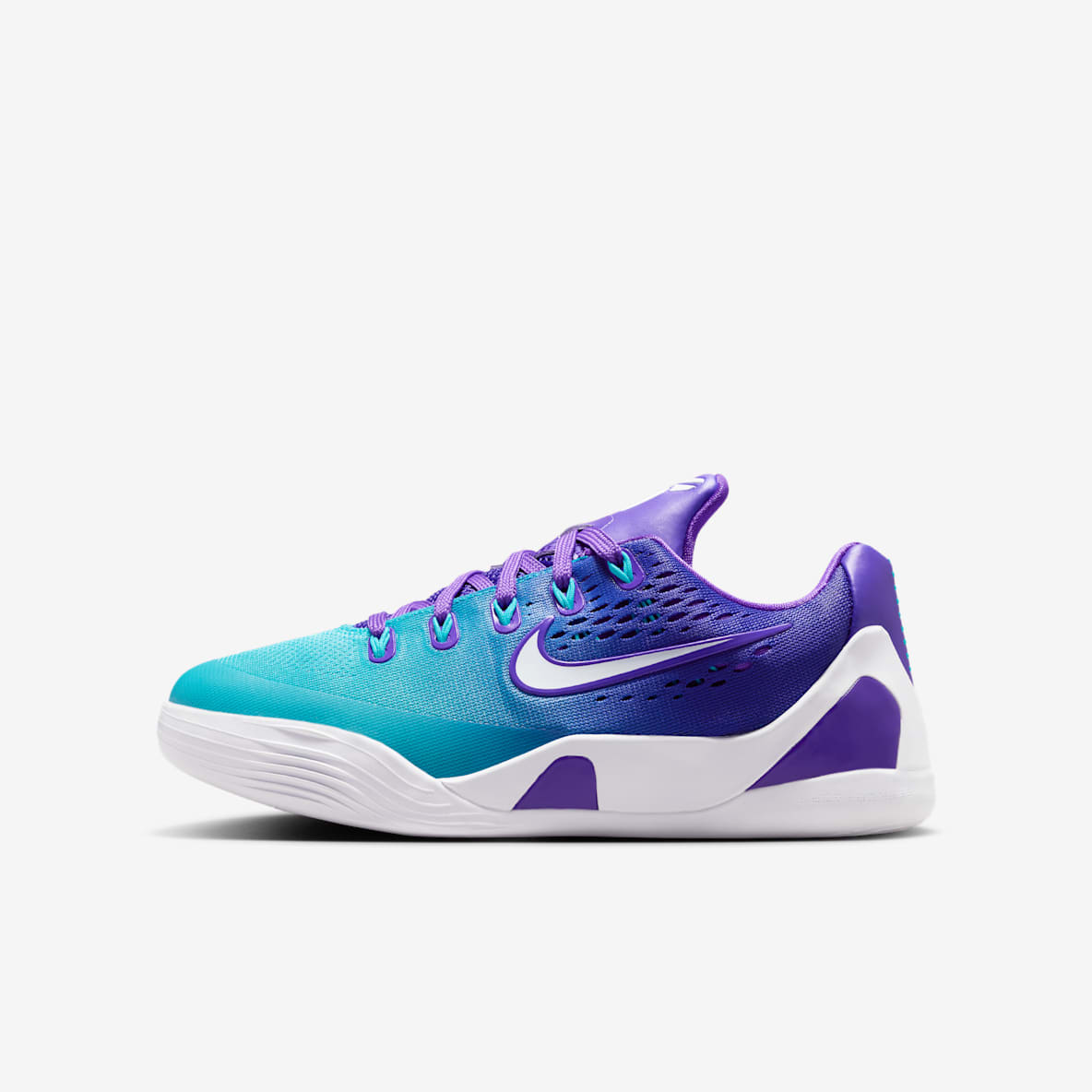 Kobe IX Low EM Older Kids' Basketball Shoes