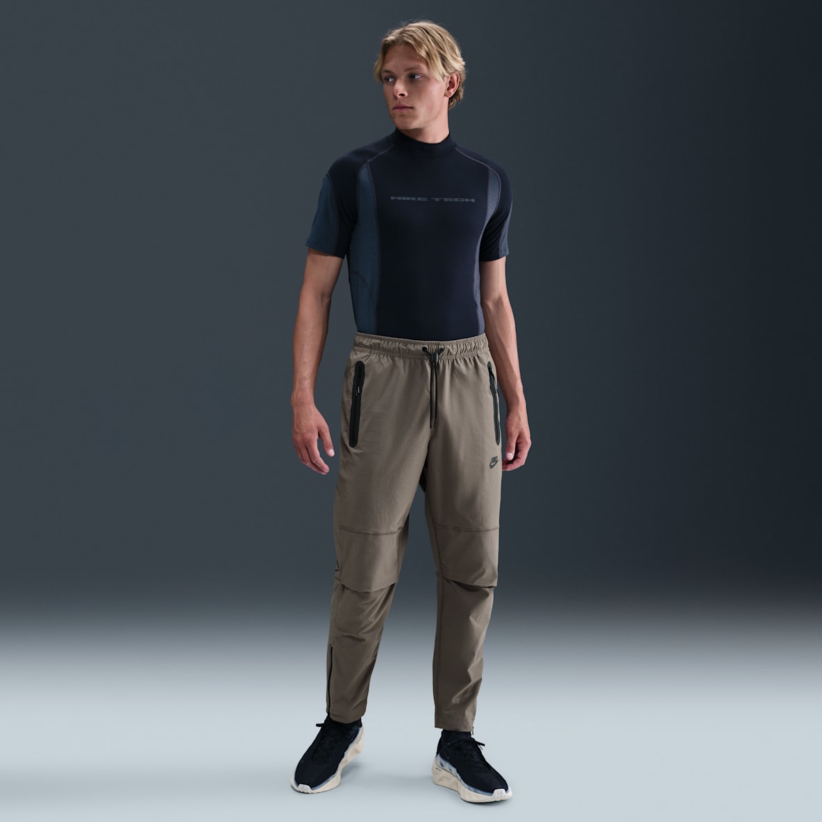 Nike Tech Pantalon tissé pour homme