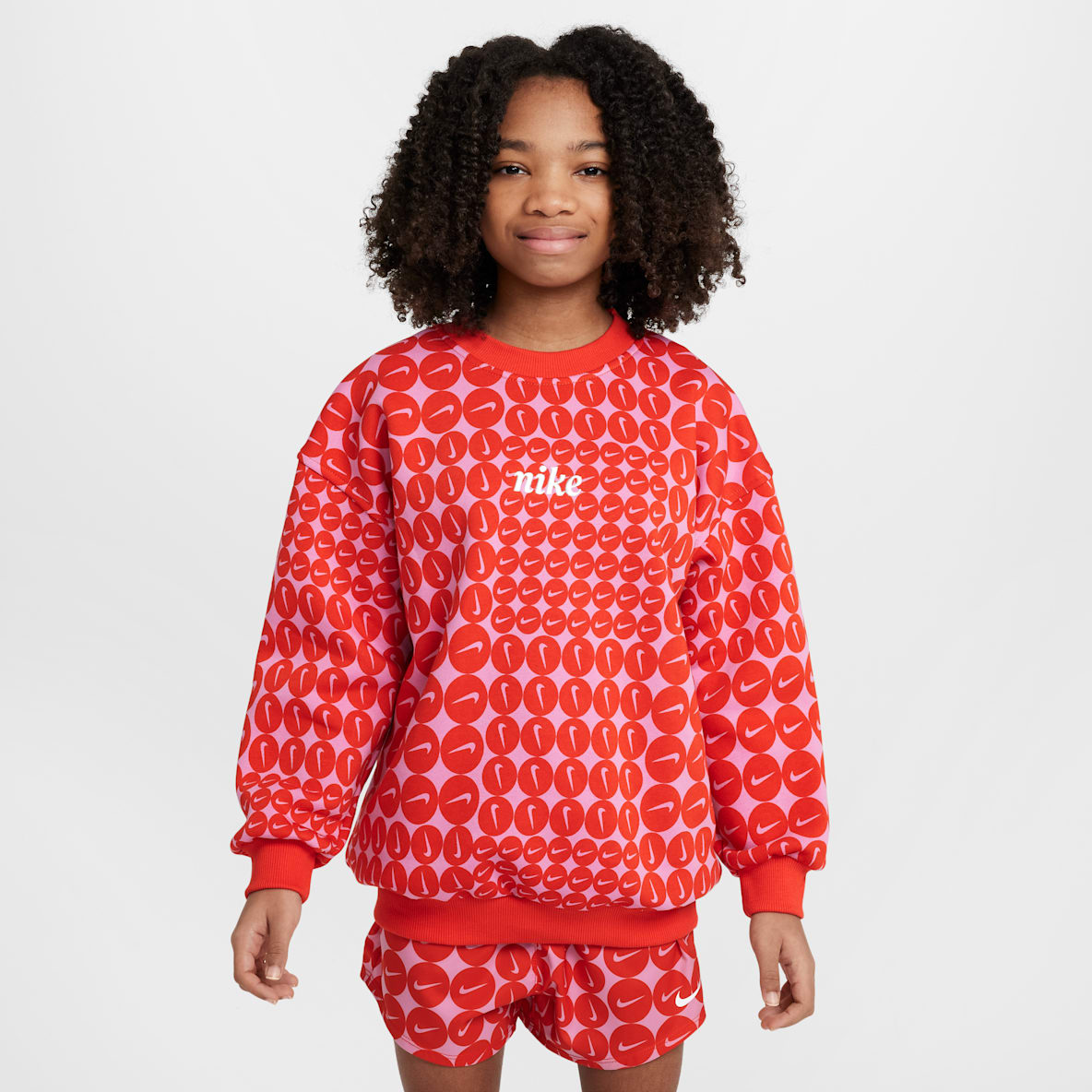 Nike Sportswear Club Fleece Older Kids' (Girls') Oversized Crew-Neck Sweatshirt