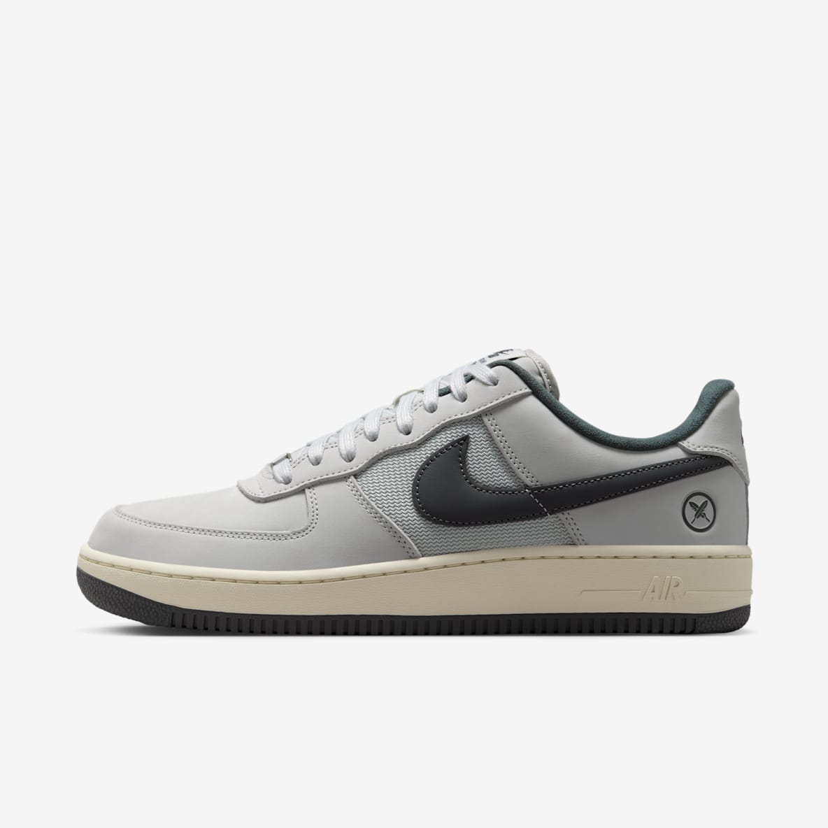 Nike SB Air Force 1 x Yuto Skate Shoes