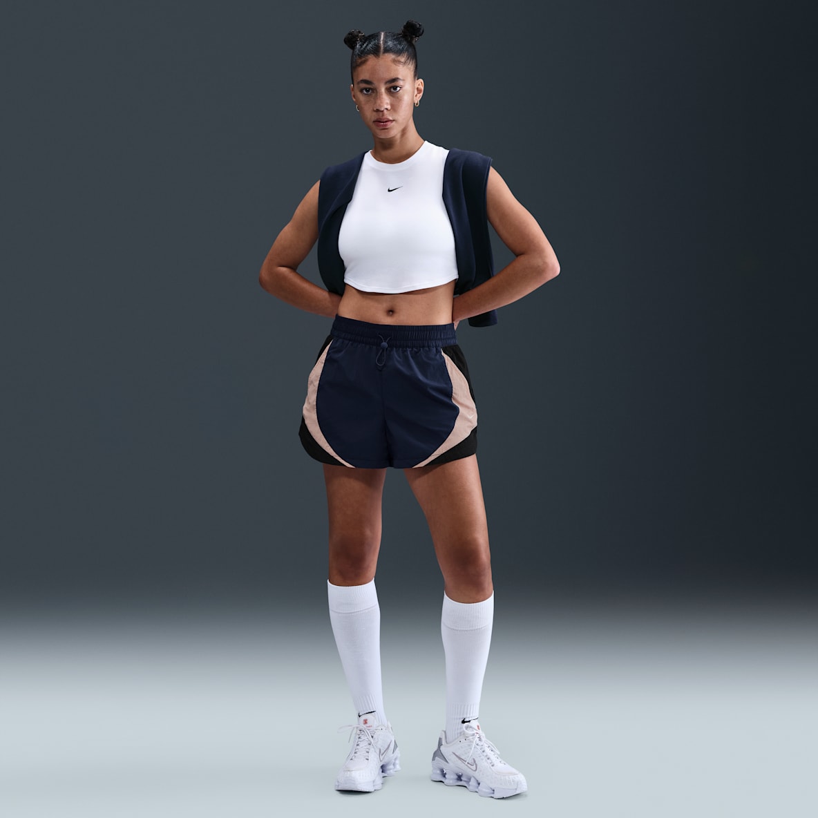 Nike Sportswear Nike Sportswear Ruimvallende trackshorts met halfhoge taille voor dames (8 cm)
