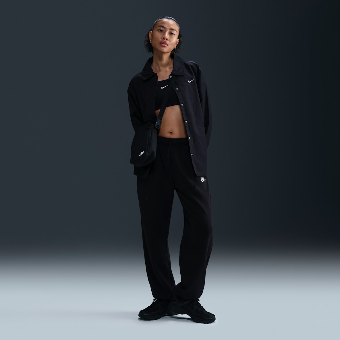 Nike Sportswear Club Fleece Women's Mid-Rise Oversized Tracksuit Bottoms