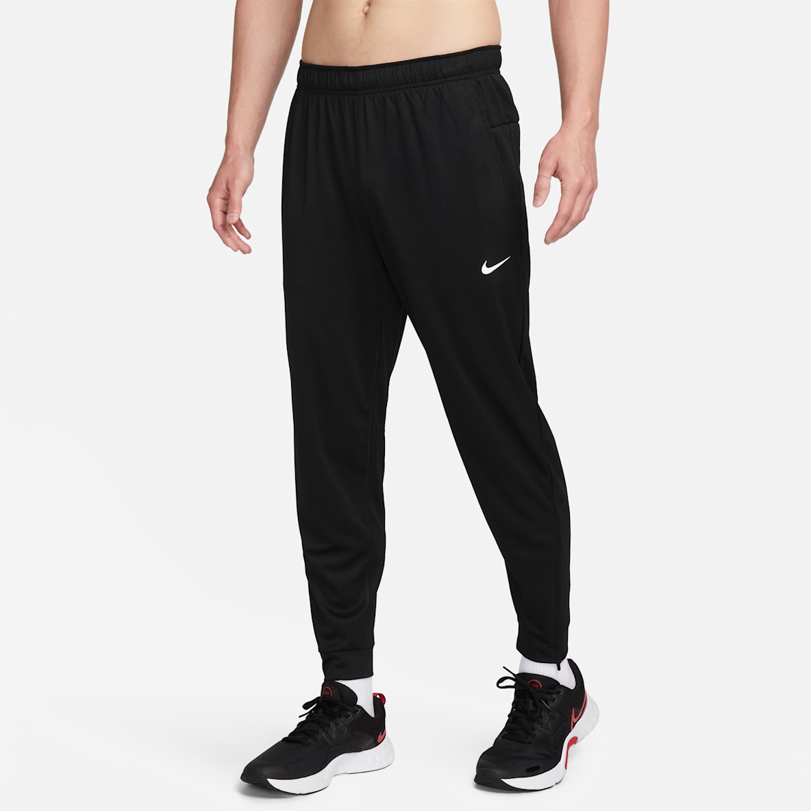 Nike Totality Nike Totality Dri-FIT Bileğe Doğru Daralan Çok Yönlü Erkek Eşofman Altı