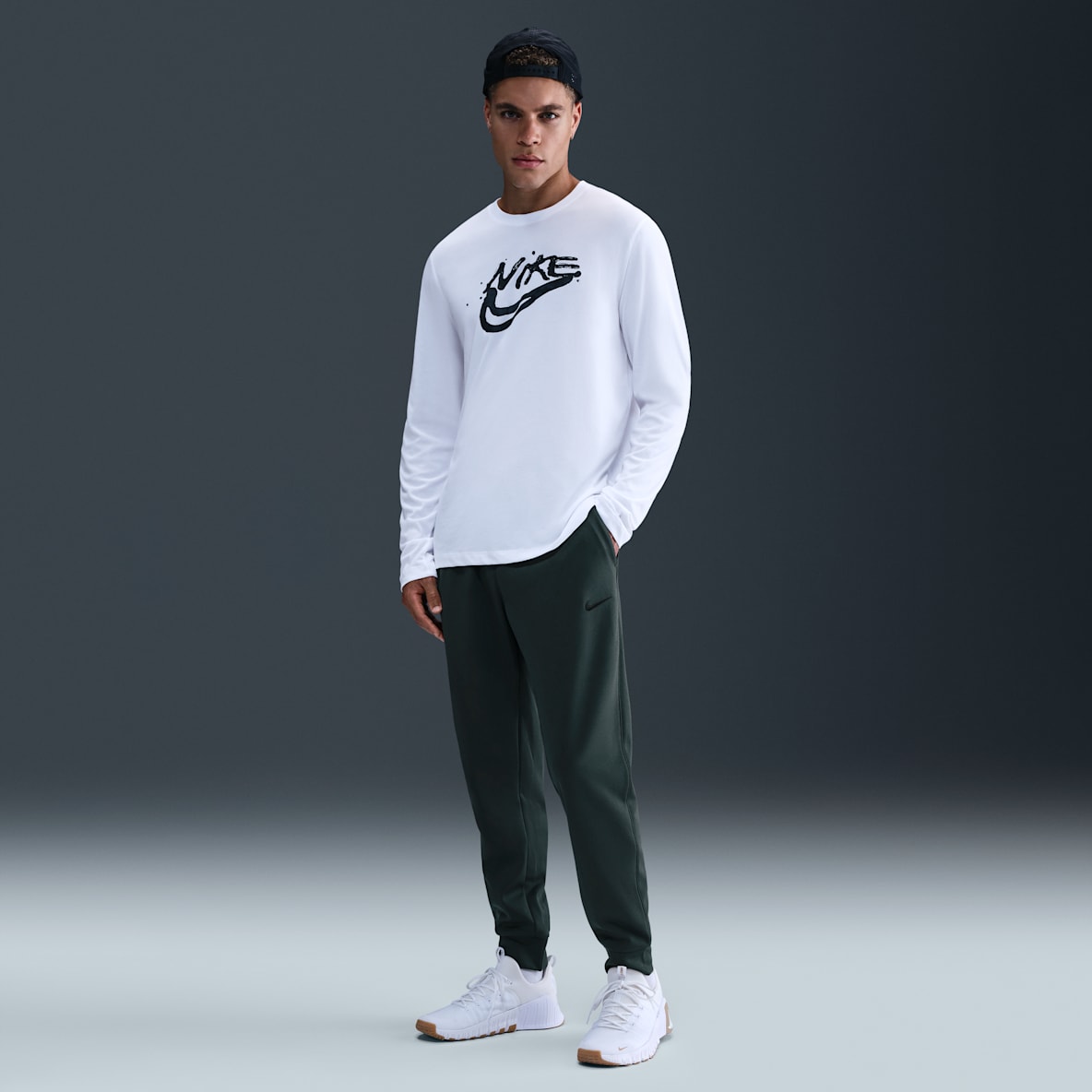 Nike Therma Nike Therma Schmal zulaufende Therma-FIT Fitnesshose für Herren