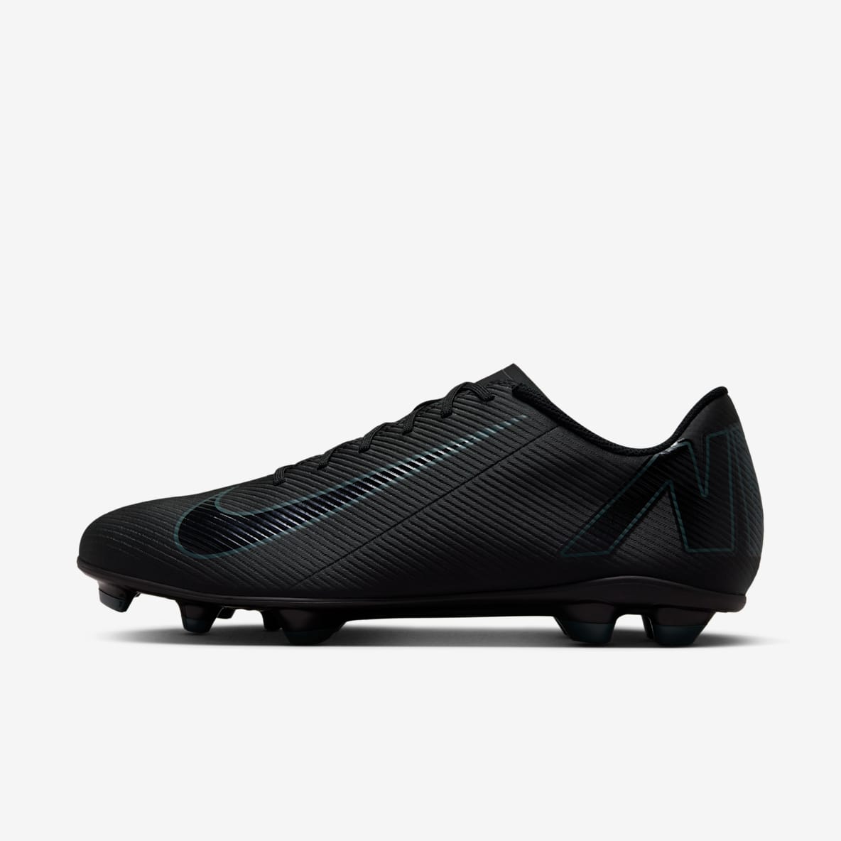 Nike Mercurial Vapor 16 Club Nike Mercurial Vapor 16 Club Fotbollssko för varierat underlag med lågt skaft