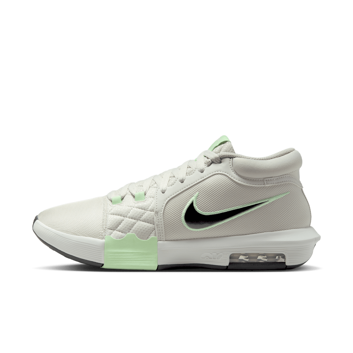 LeBron Witness VIII LeBron Witness VIII Basketball Shoes