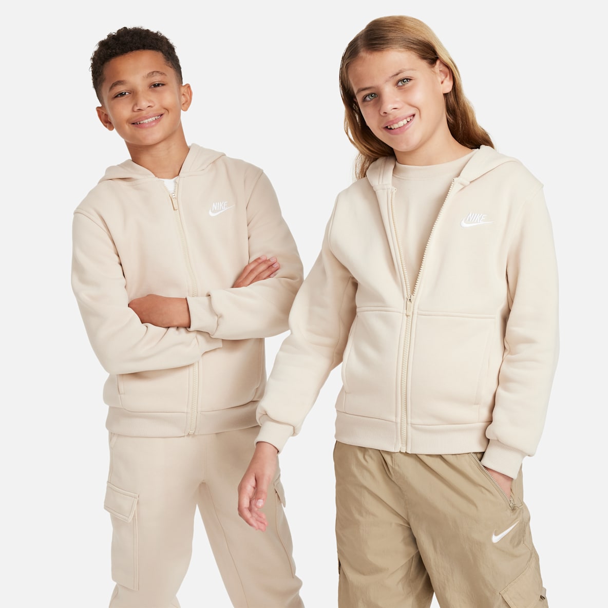 Nike Sportswear Club Fleece Older Kids' Full-Zip Hoodie