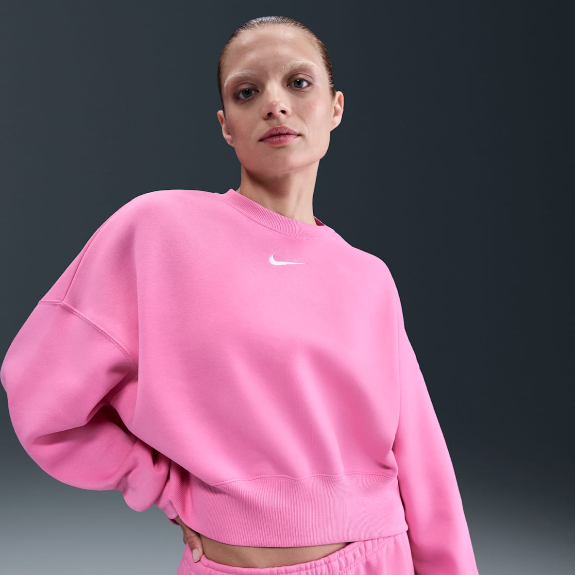 Nike Sportswear Phoenix Fleece Nike Sportswear Phoenix Fleece Women's Over-Oversized Crew-Neck Sweatshirt