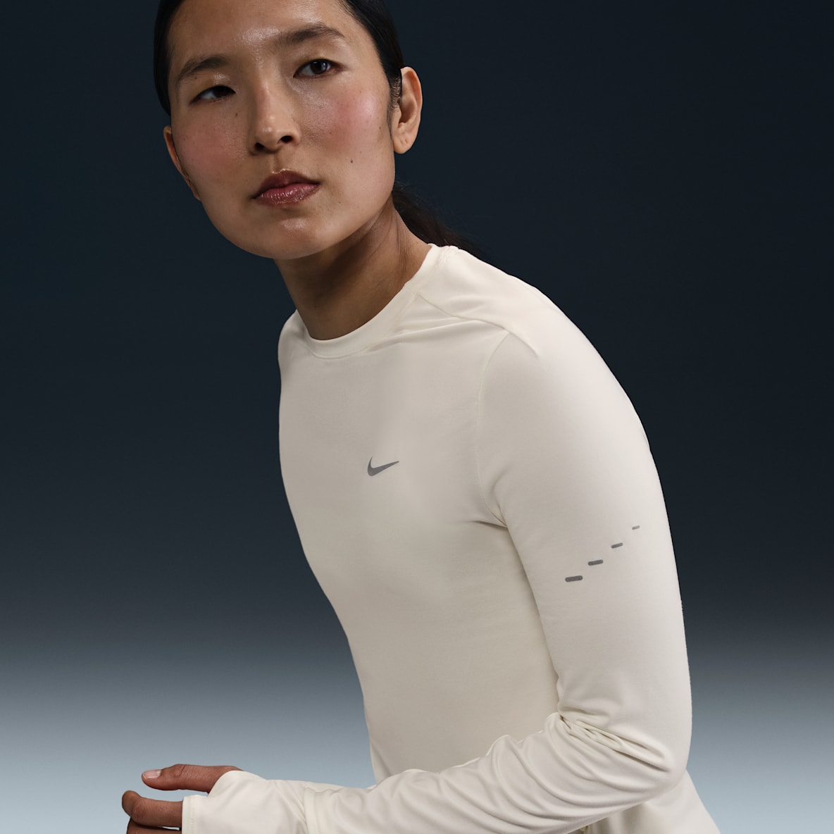 Nike Swift Nike Swift Women's Dri-FIT UV Long-Sleeve Crew-Neck Running Top